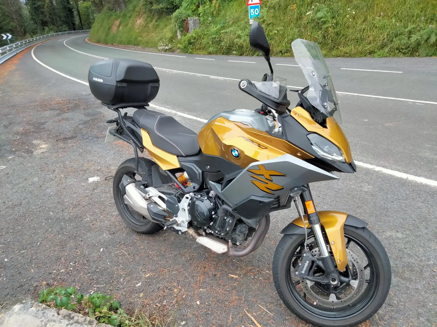 BMW F 900 XR Exclusive Or - 1