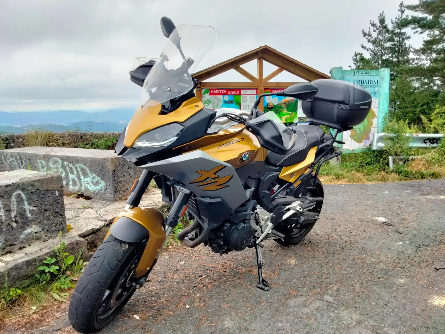 BMW F 900 XR Exclusive Or - 2