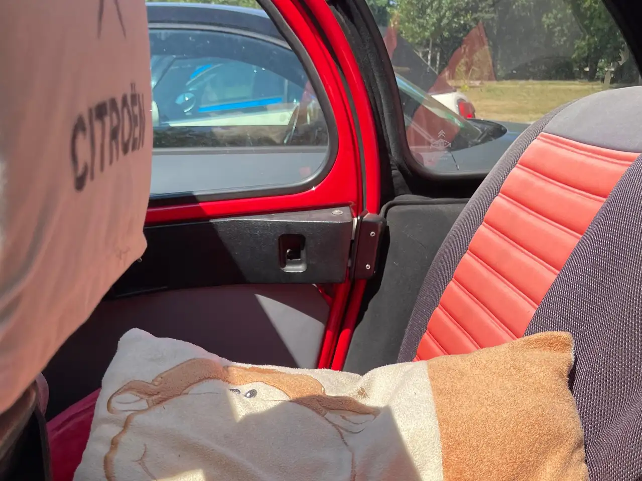 Citroen 2CV, foto 2