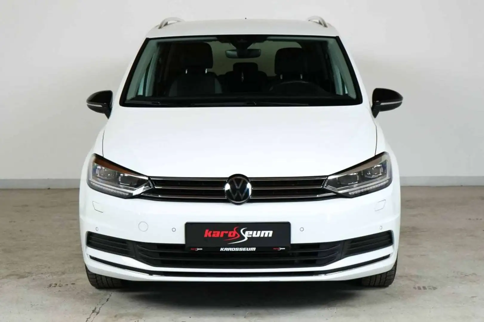 Volkswagen Touran Comfortline Aut. | HAUSKLASSIKER | 7 Sitze Weiß - 2