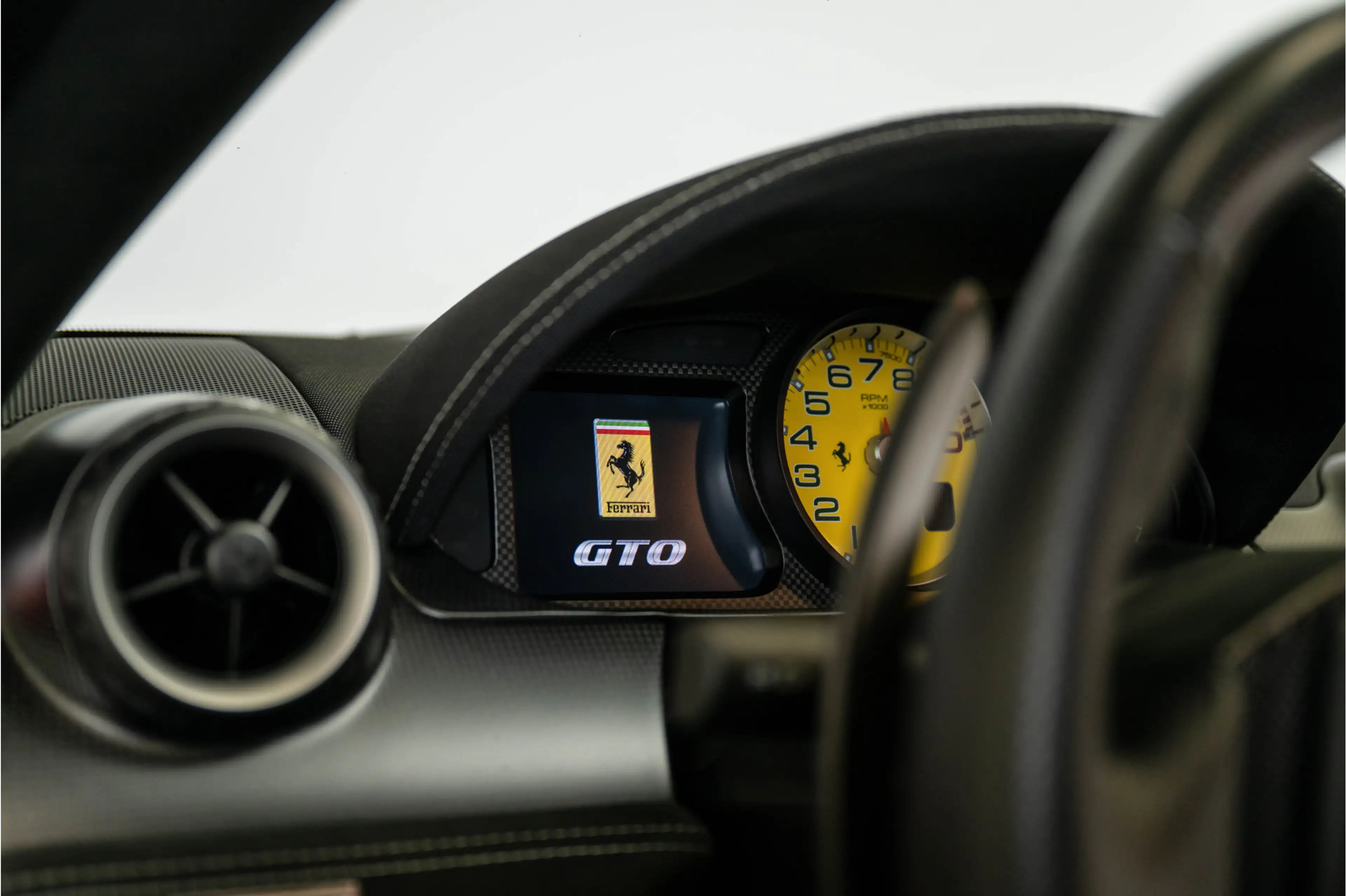 Ferrari 599 6.0 GTO Original paint, Ferrari Classiche, German — photo 12