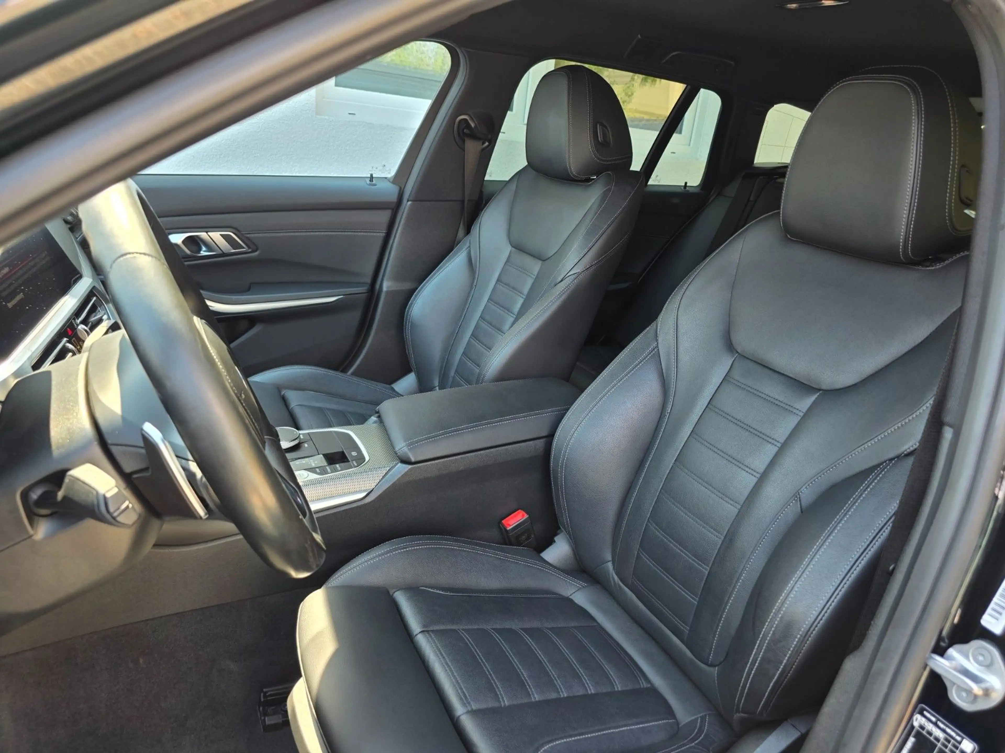 BMW 340 3 Touring M340 i xDrive — photo 32