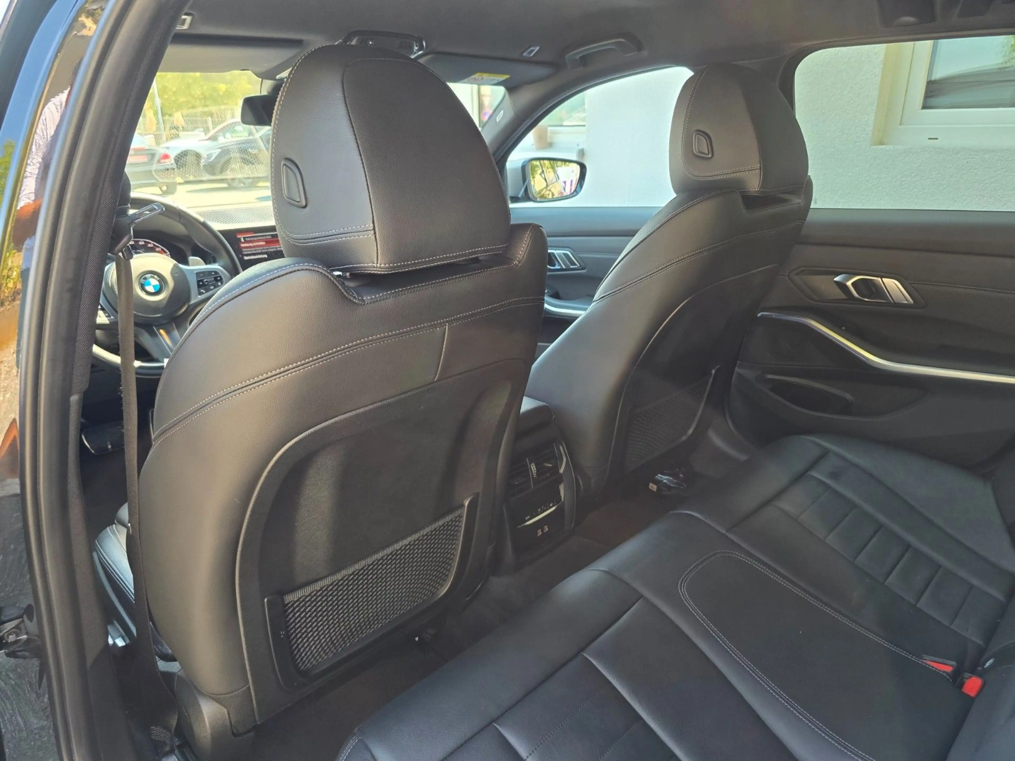 BMW 340 3 Touring M340 i xDrive — photo 34