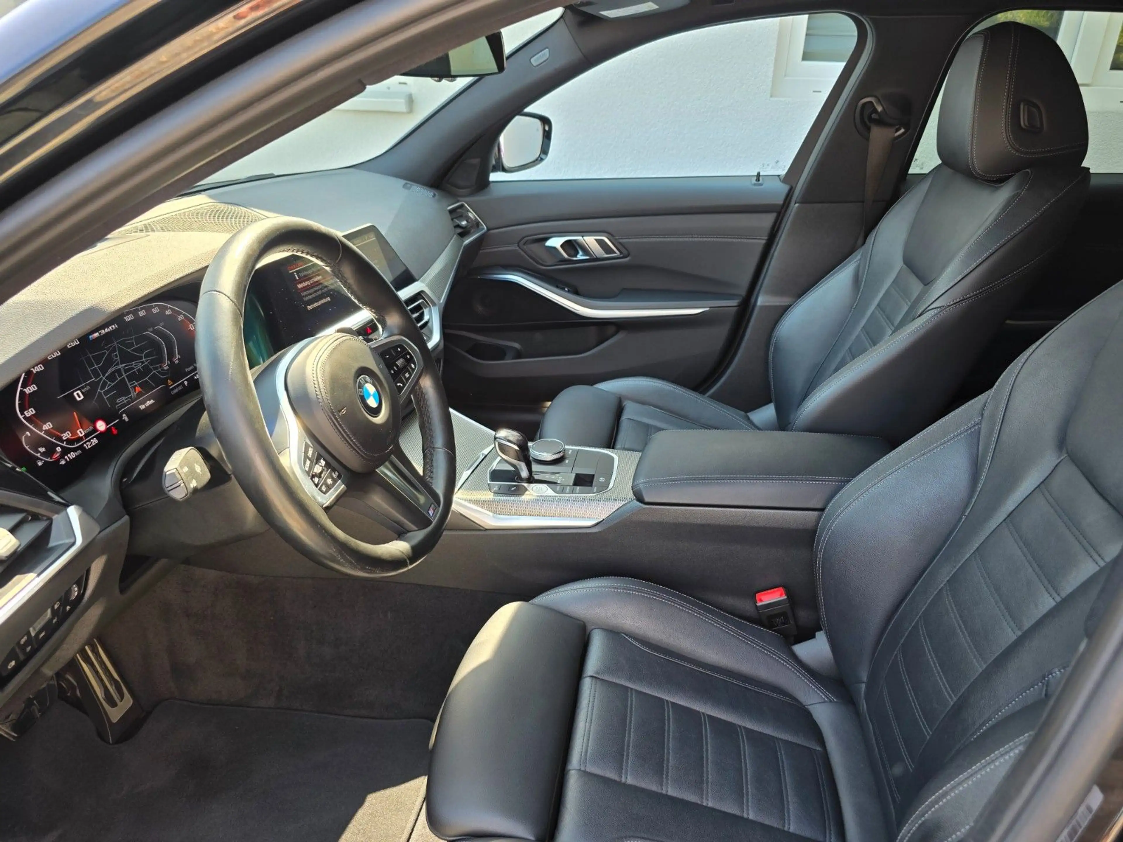 BMW 340 3 Touring M340 i xDrive — photo 31