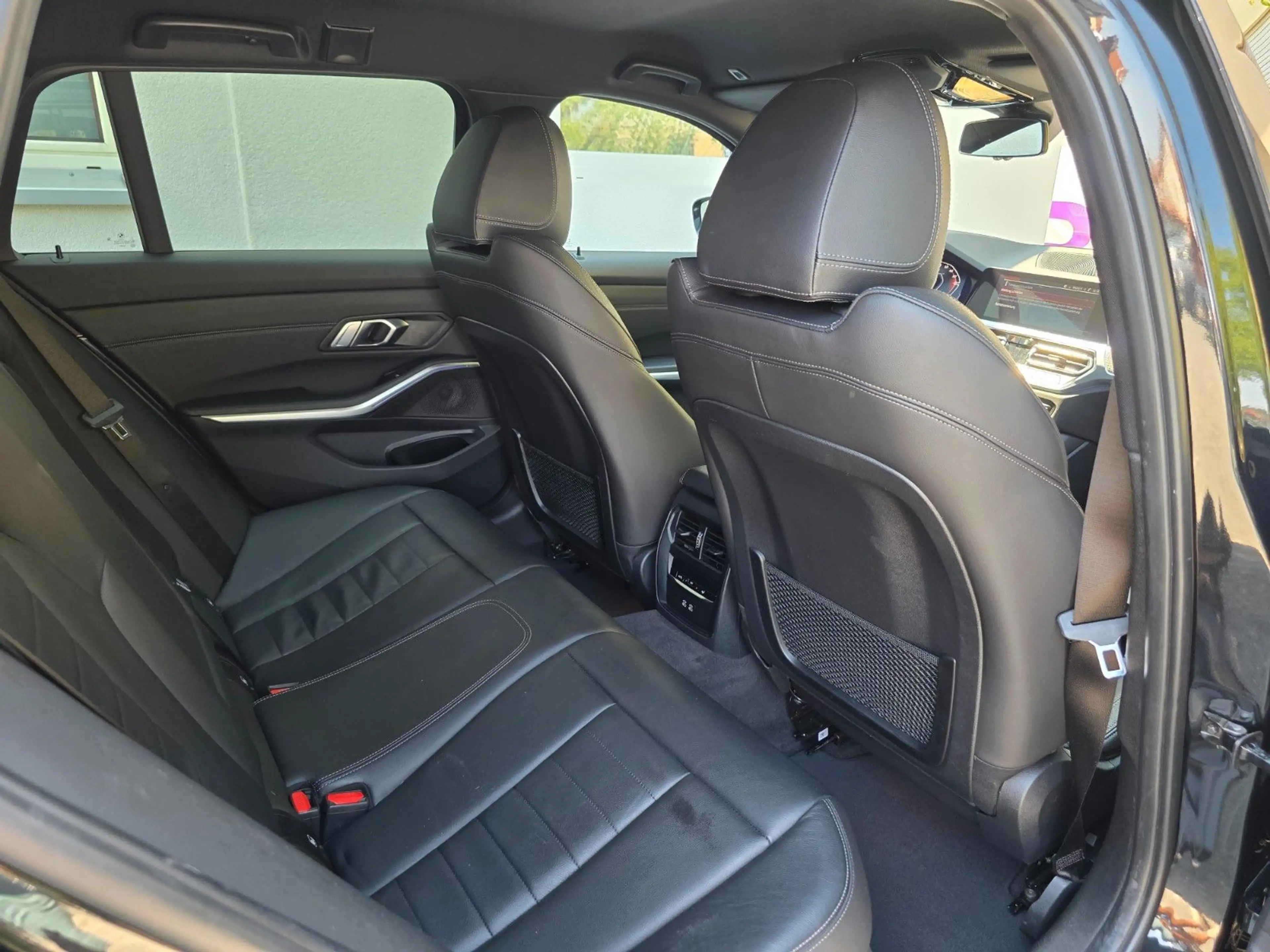 BMW 340 3 Touring M340 i xDrive — photo 27
