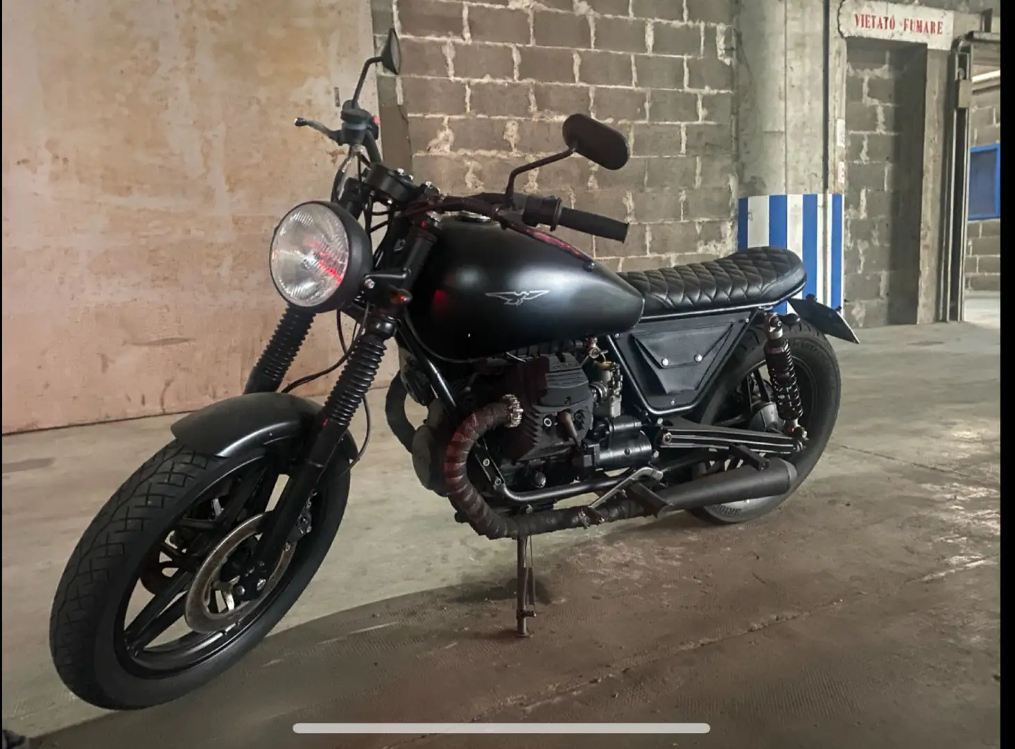 Moto Guzzi V 65 C Nero - 1