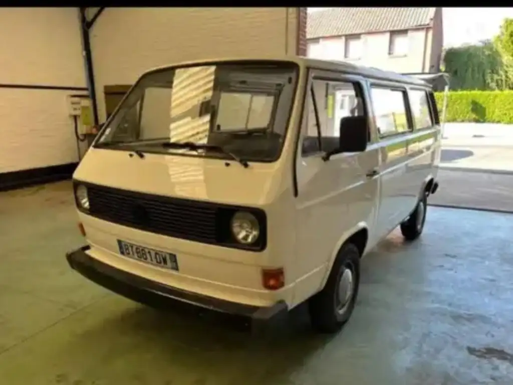 Volkswagen T3 1982 из Европы — купить под ключ