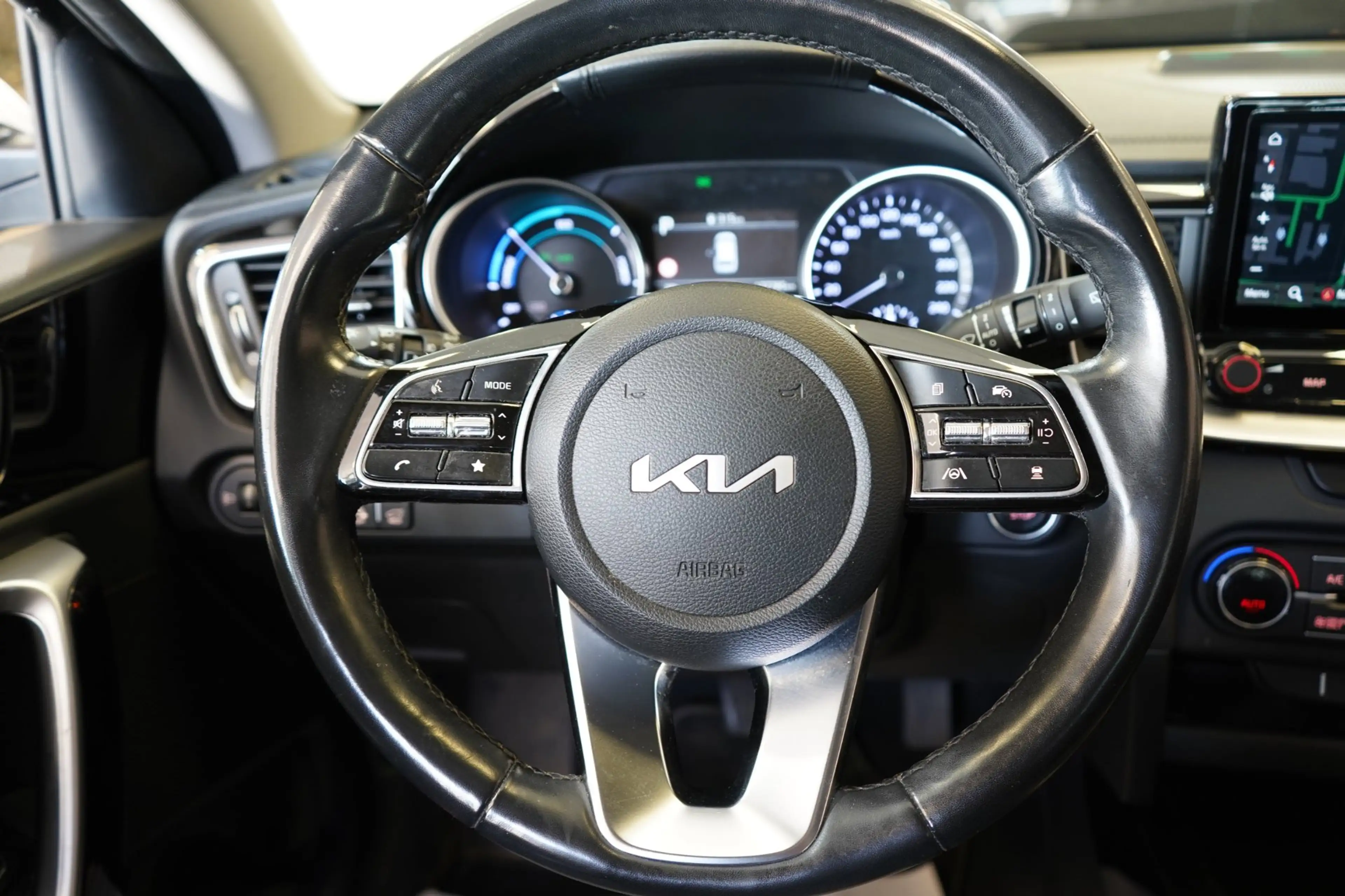 Kia Ceed SW / cee'd SW Sportswagon 1.6 GDI PHEV DynamicPlusLine|GARANTIE| — photo 12