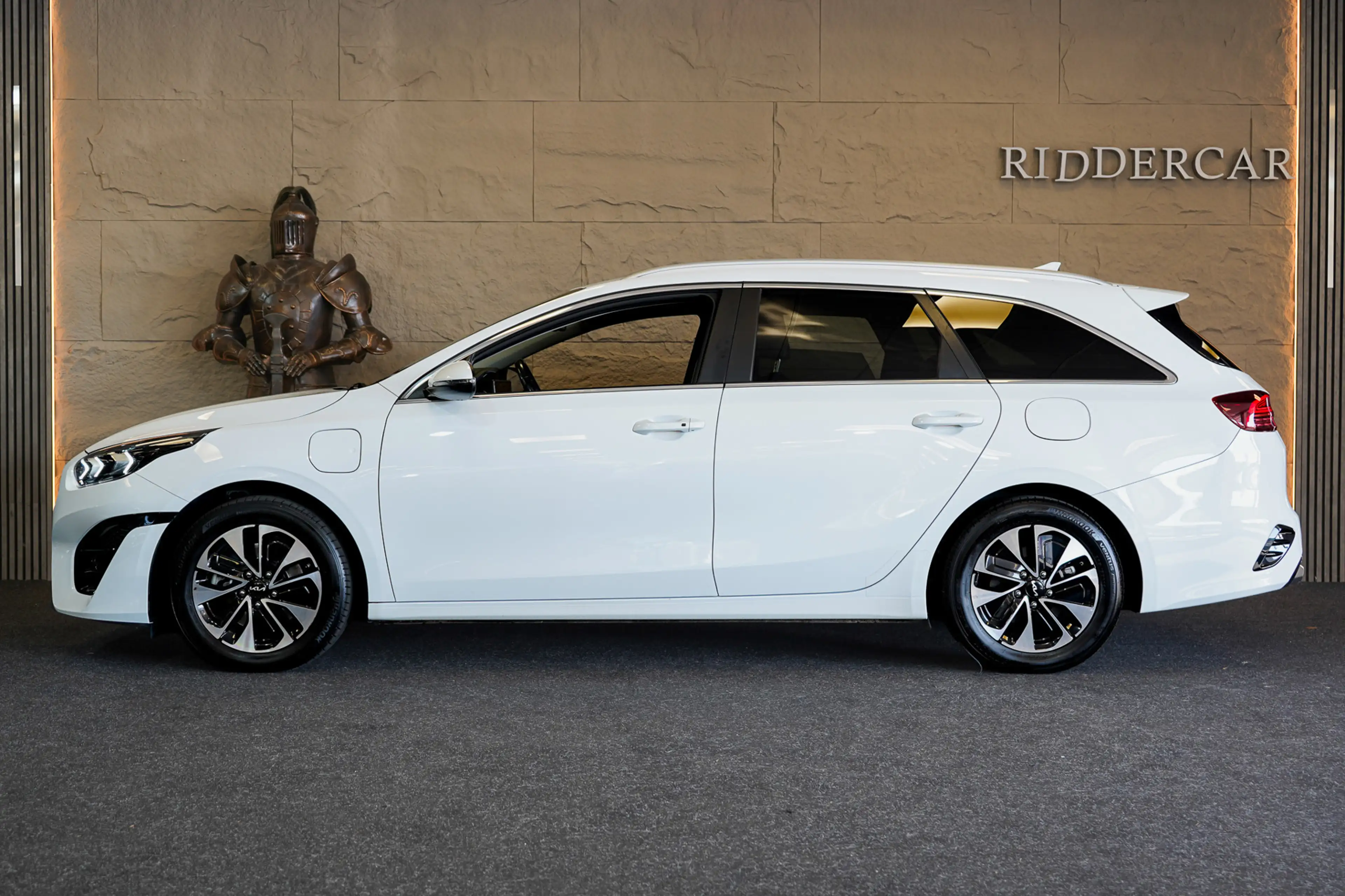 Kia Ceed SW / cee'd SW Sportswagon 1.6 GDI PHEV DynamicPlusLine|GARANTIE| — photo 8