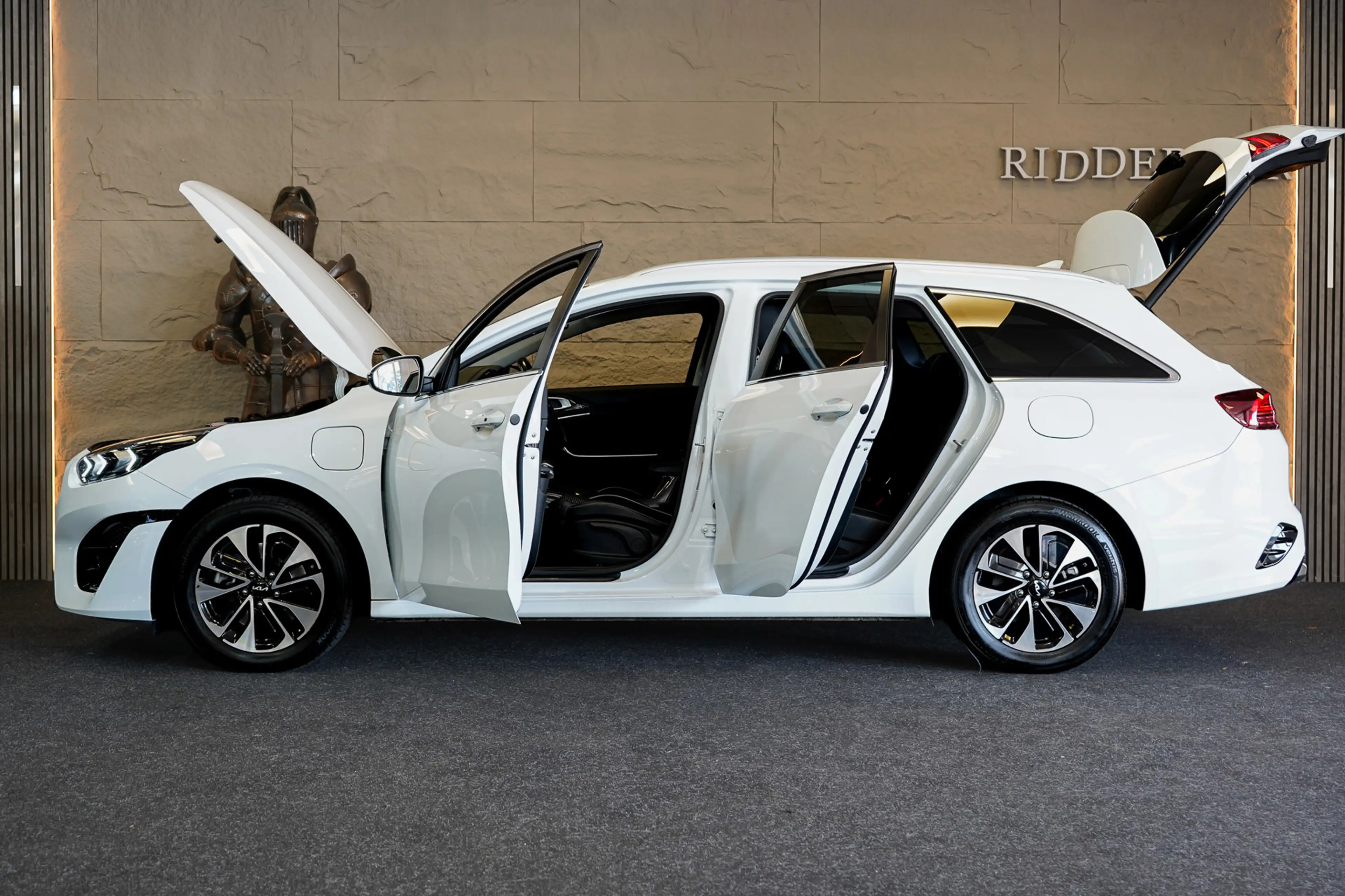 Kia Ceed SW / cee'd SW Sportswagon 1.6 GDI PHEV DynamicPlusLine|GARANTIE| — photo 9