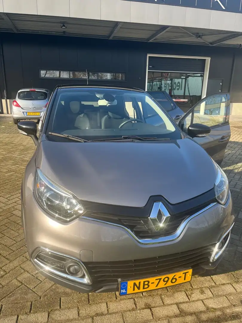 Renault Captur 0.9 TCe Dynamique Grijs - 1