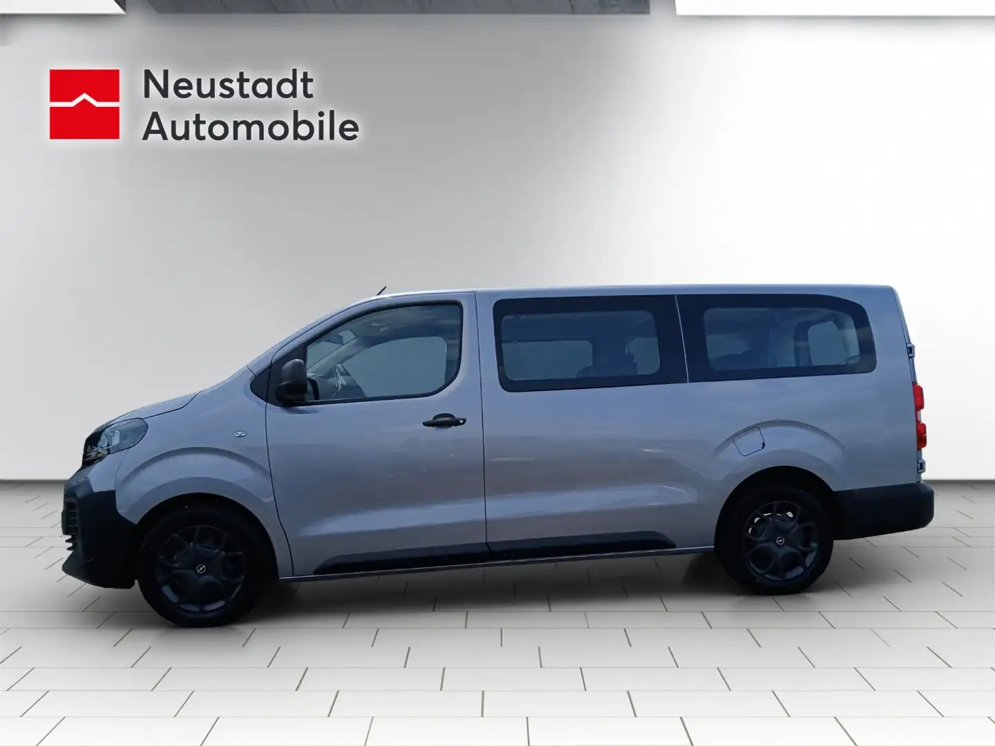 Opel Vivaro Kombi 9 Sitzer Automatik Navi siva - 2