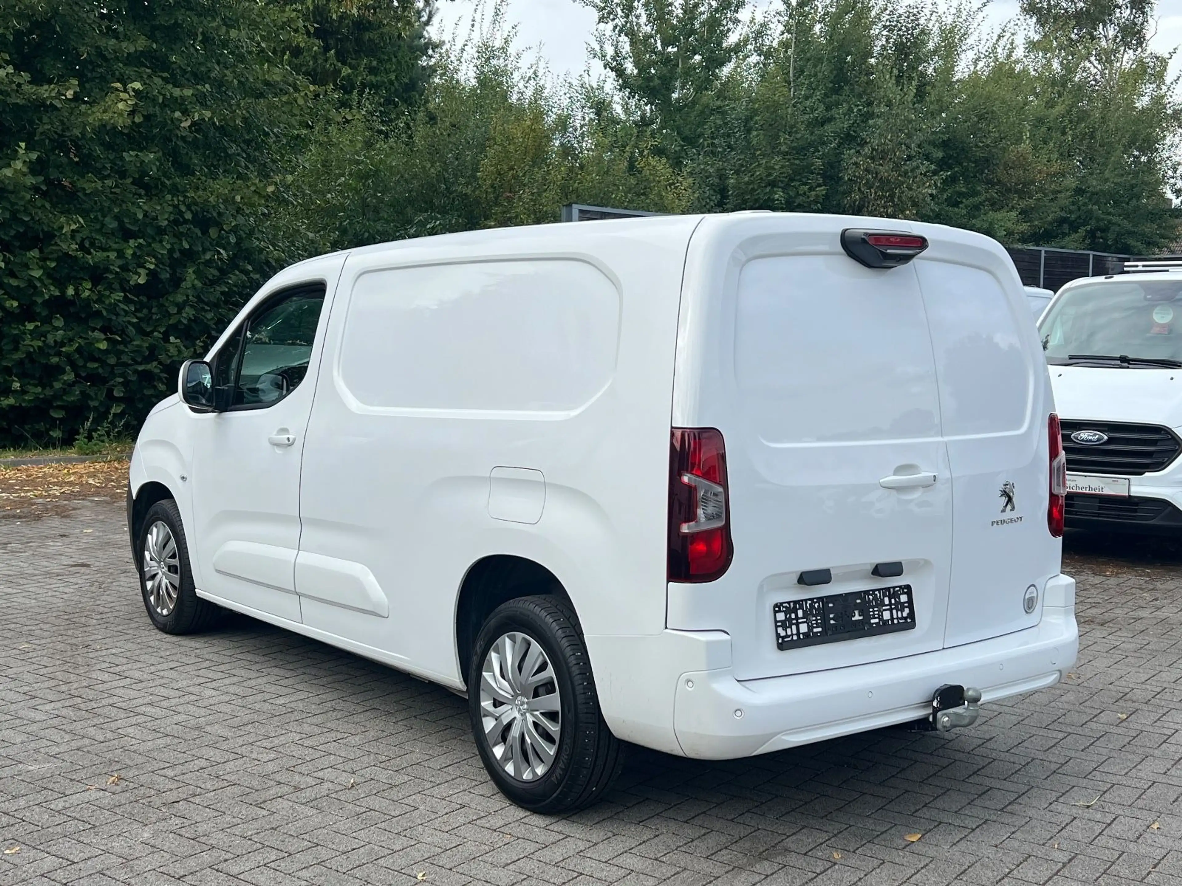 Peugeot Partner PARTNER ASPHALT L2 AUTOMATIK/AHK/STANDHZ/KAMERA — photo 7