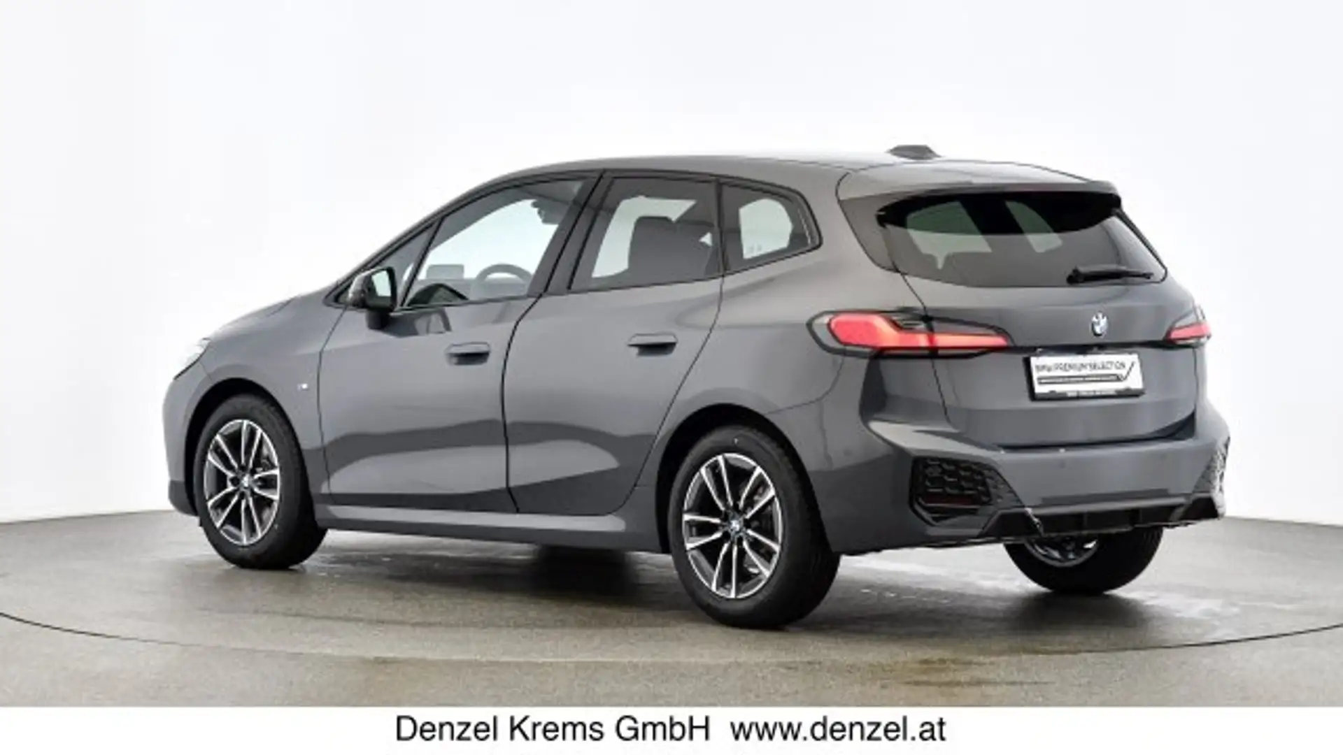 BMW 218 i Active Tourer U06 B38 Grau - 2