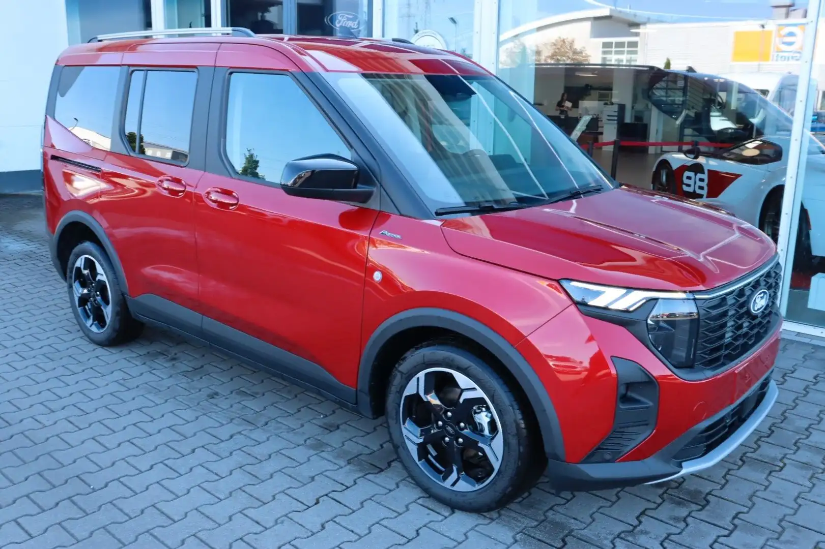 Ford Tourneo Courier Active 4,99% FIN* Червоний - 2