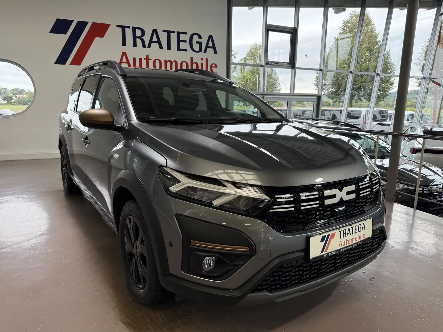 Dacia Jogger Hybrid 140 Automatik Extreme 7-Sitze City Gris - 1