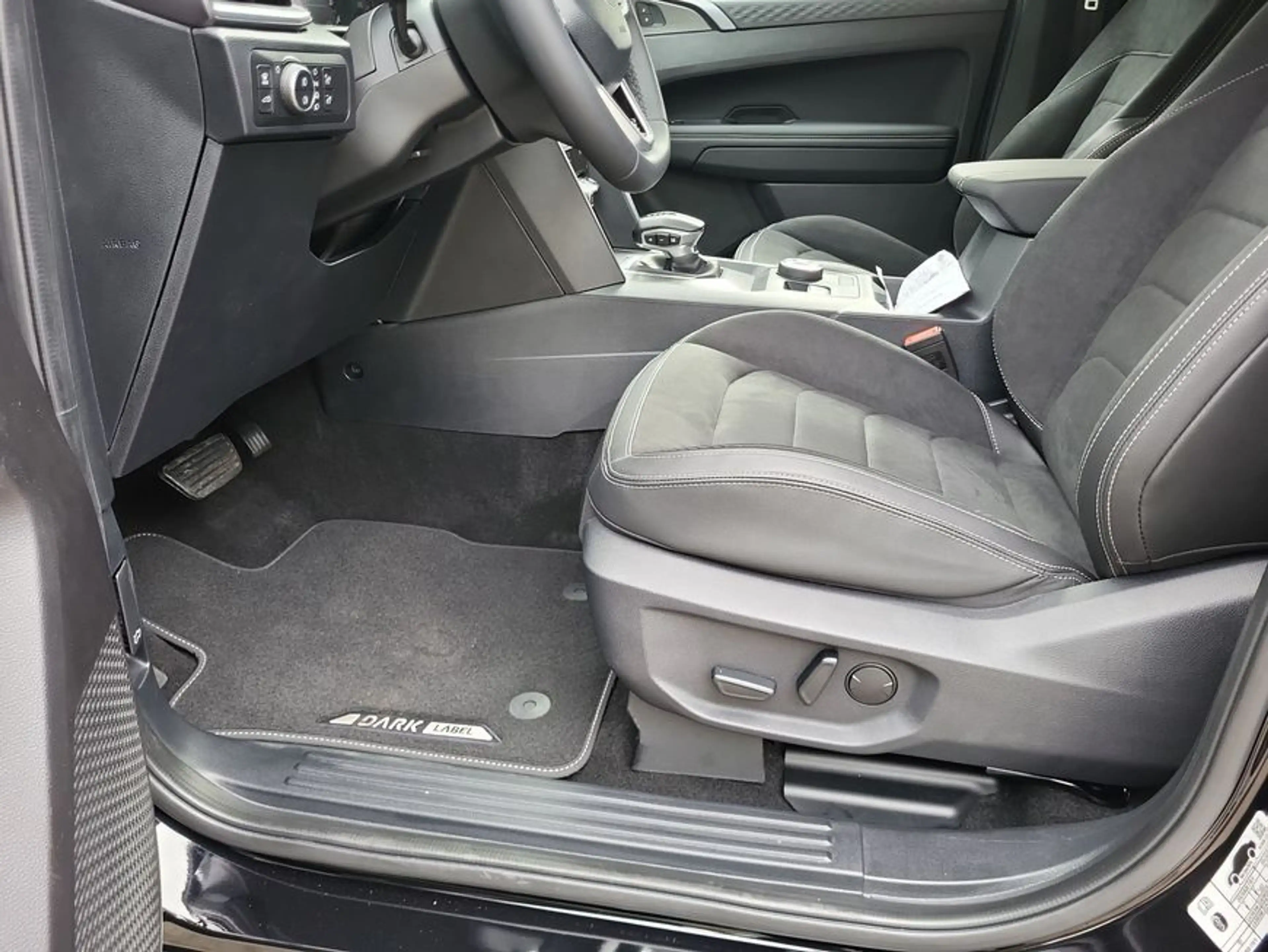 Volkswagen Amarok Dark Label Motor: 3.0 TDI 177 kW Getriebe: — photo 9