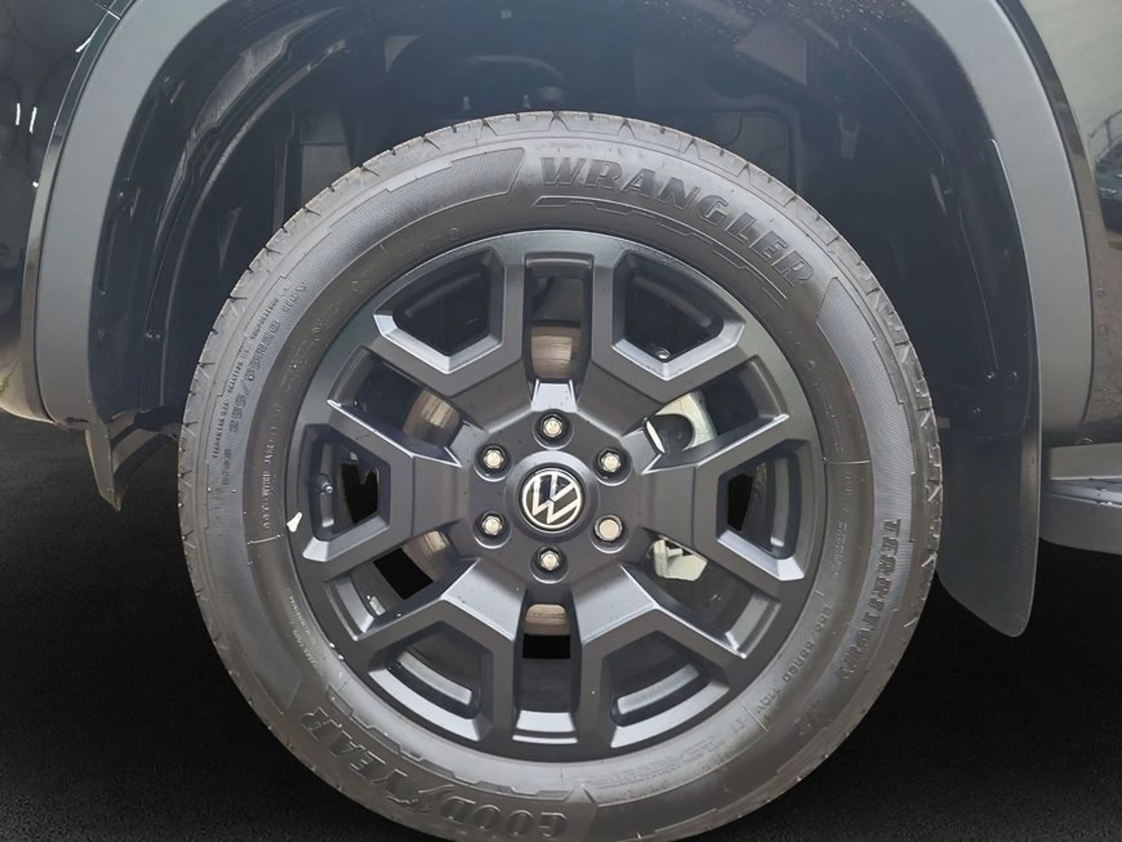 Volkswagen Amarok Dark Label Motor: 3.0 TDI 177 kW Getriebe: — photo 7