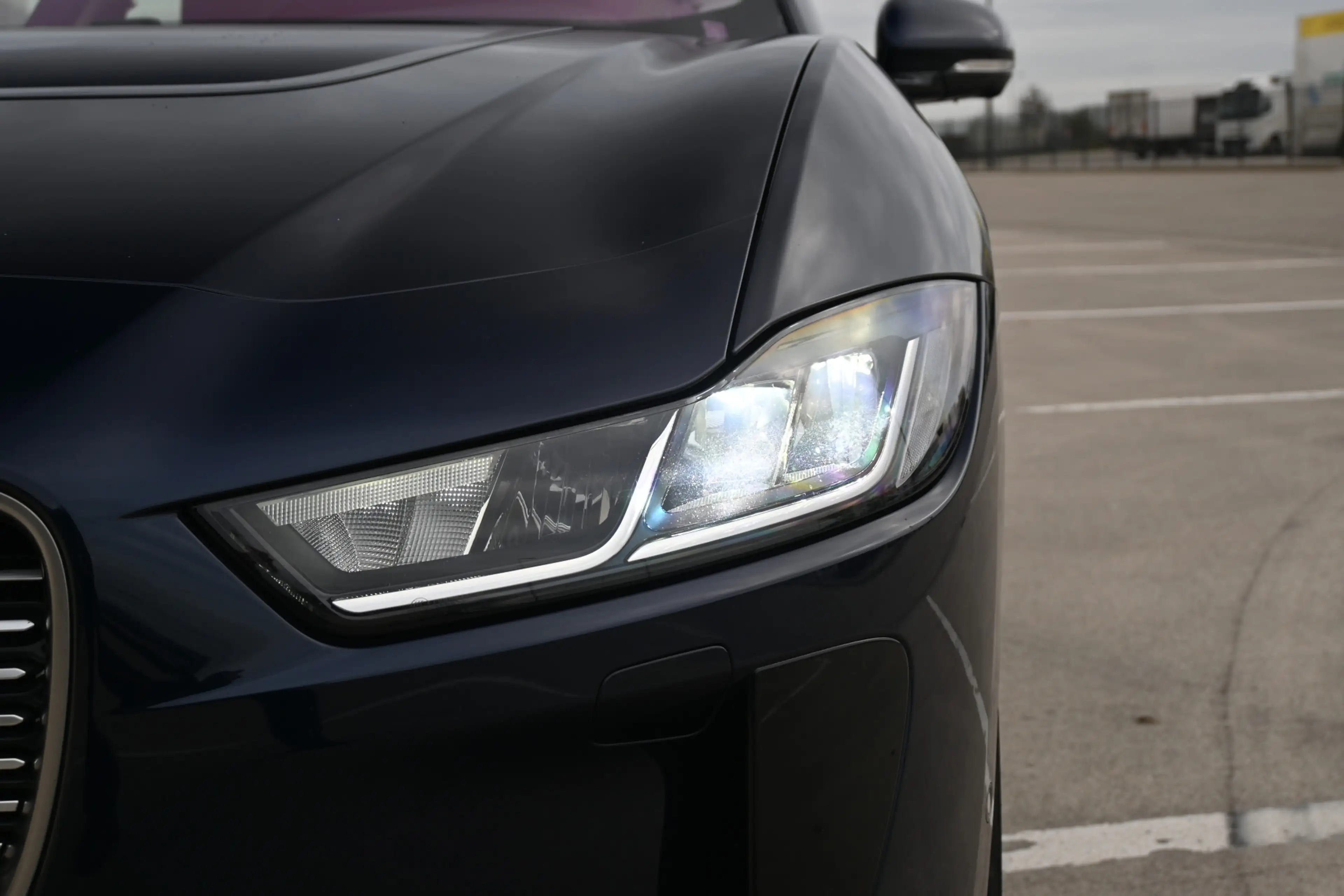 Jaguar I-Pace EV320 S Business Pack 90 kWh — photo 13