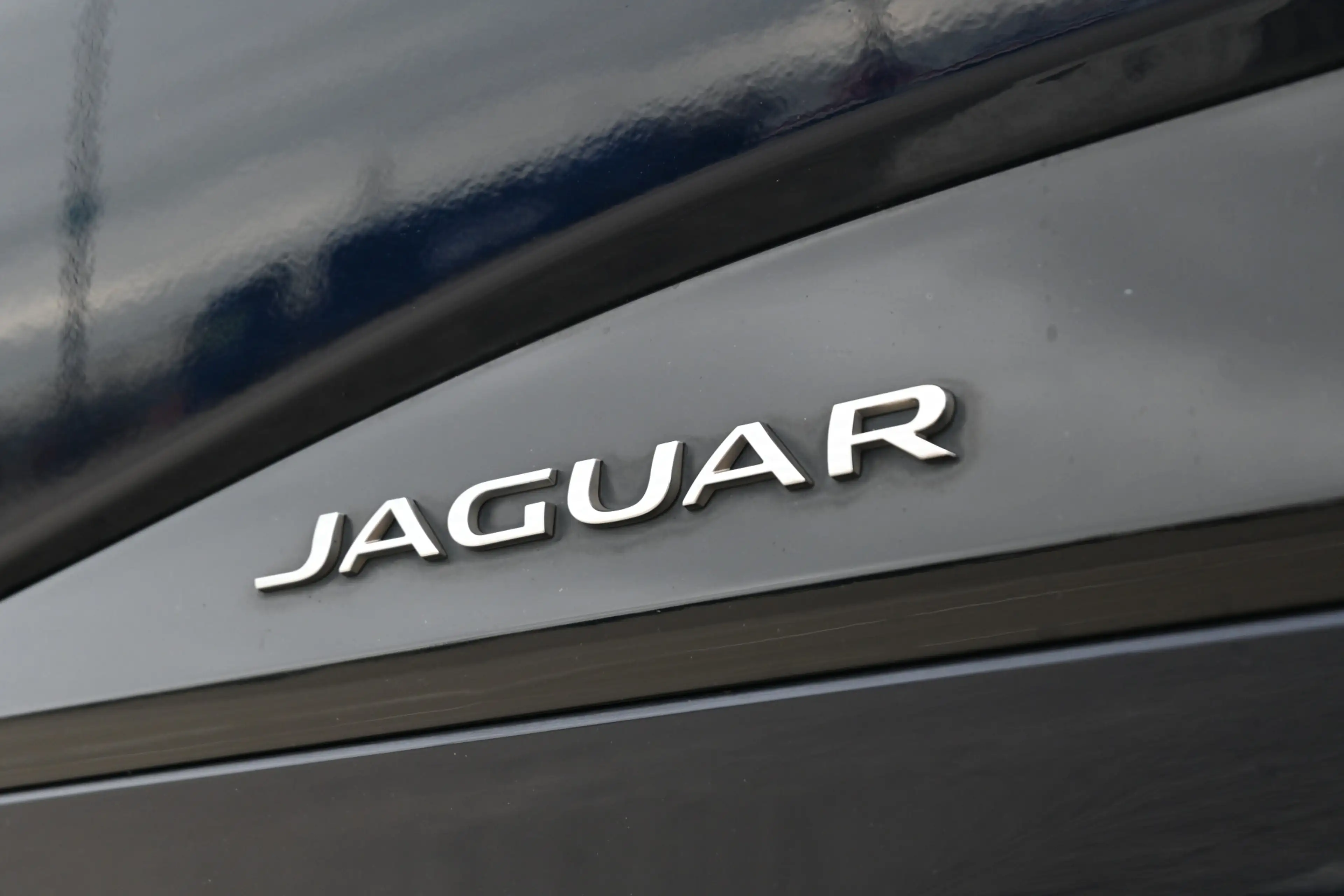 Jaguar I-Pace EV320 S Business Pack 90 kWh — photo 15