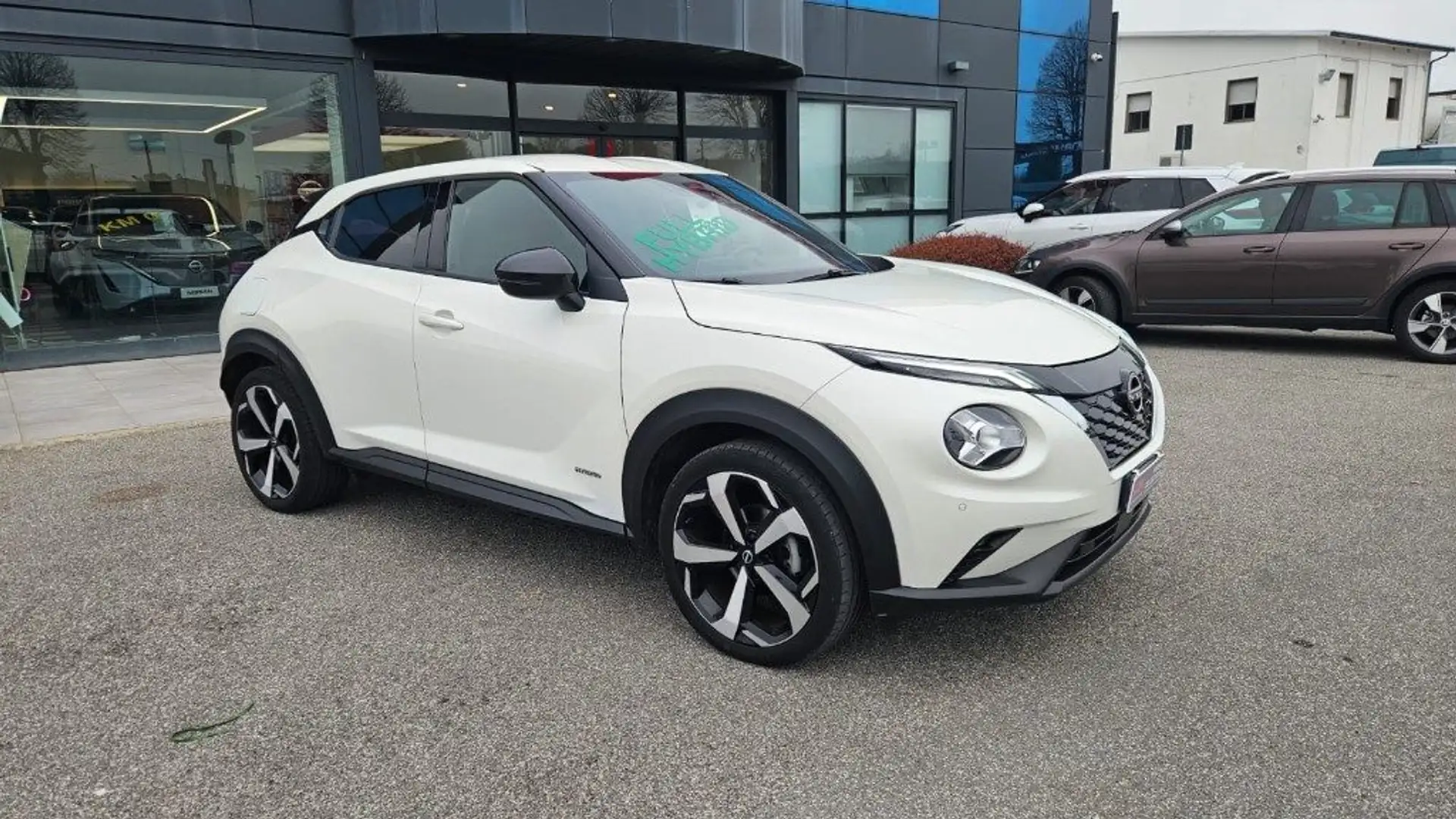 Nissan Juke 1.6 HEV N-Connecta Bianco - 2