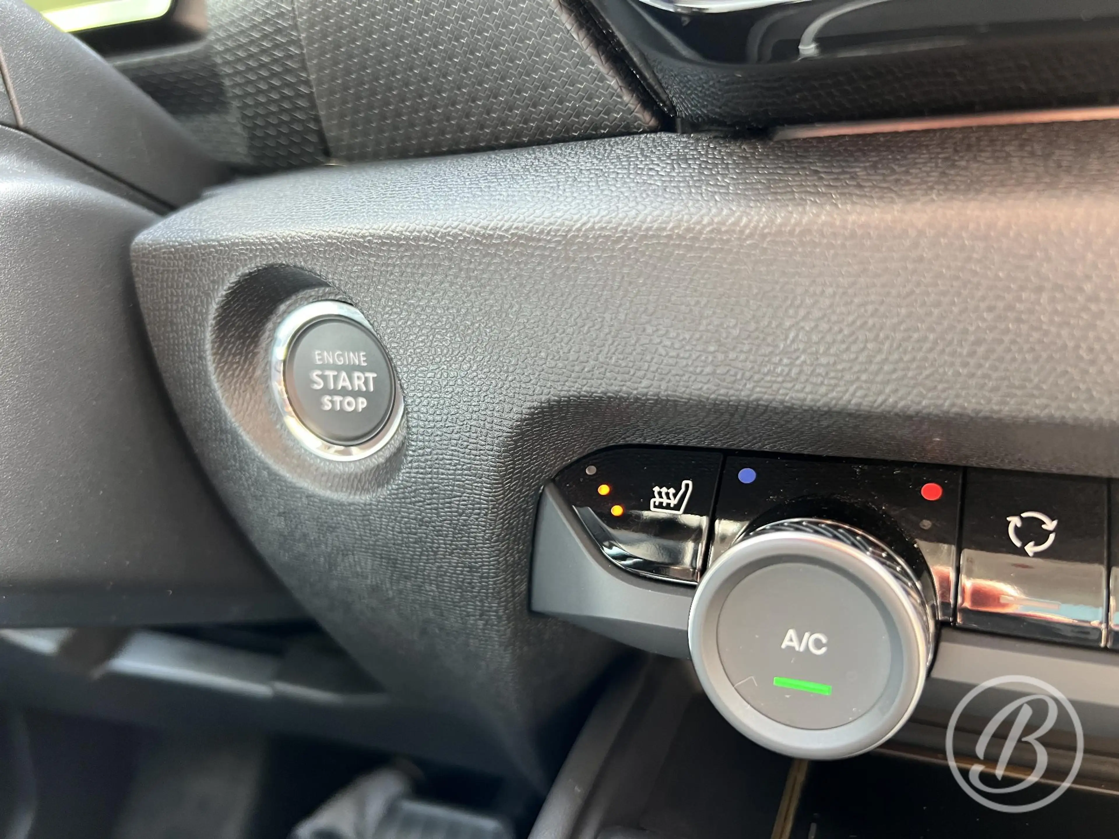 Citroen E-C4 Electric Shine 50 kWh 136 pk Automaat Range tot 320 km Pano — photo 13