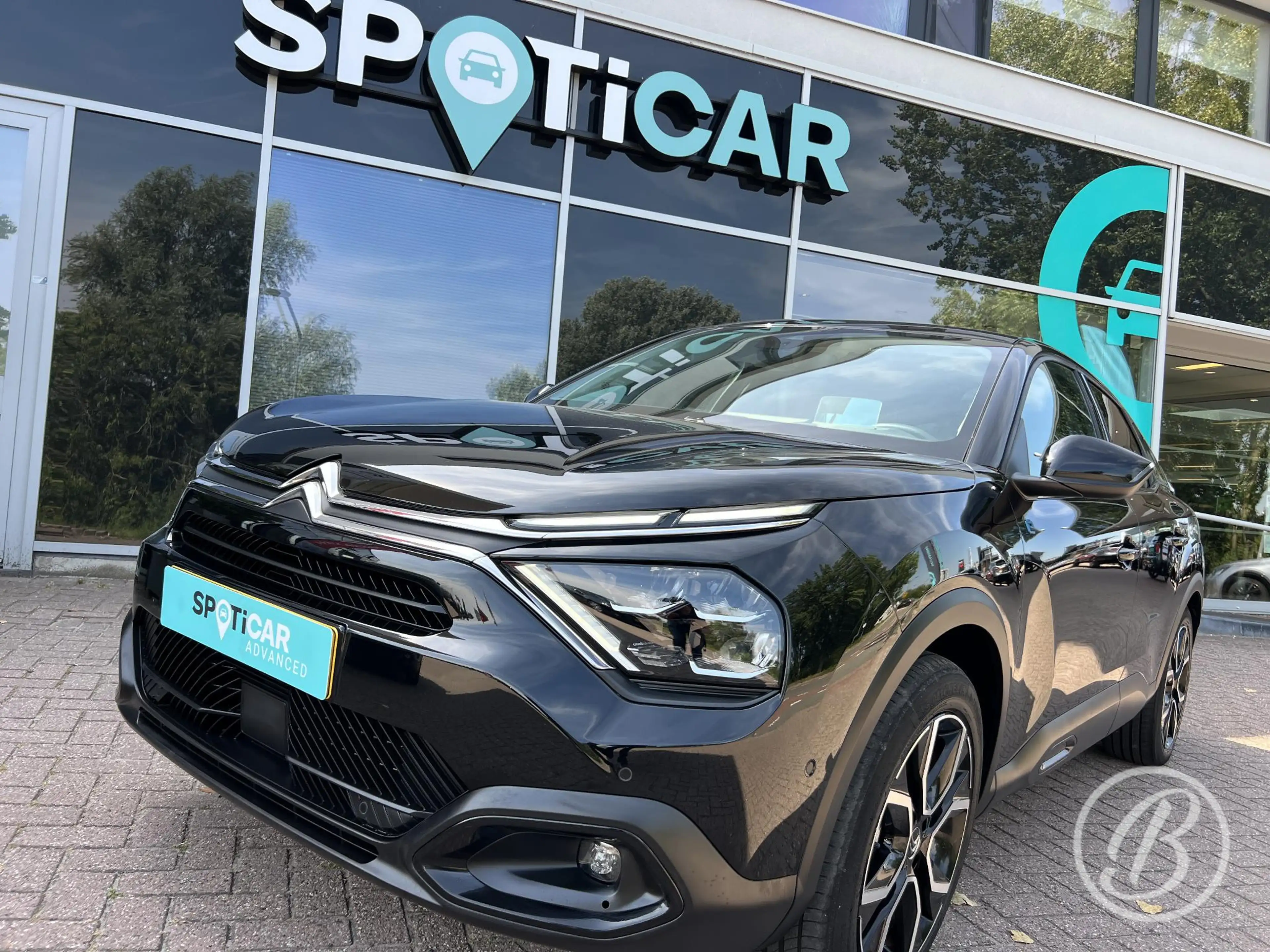 Citroen E-C4 Electric Shine 50 kWh 136 pk Automaat Range tot 320 km Pano — photo 10