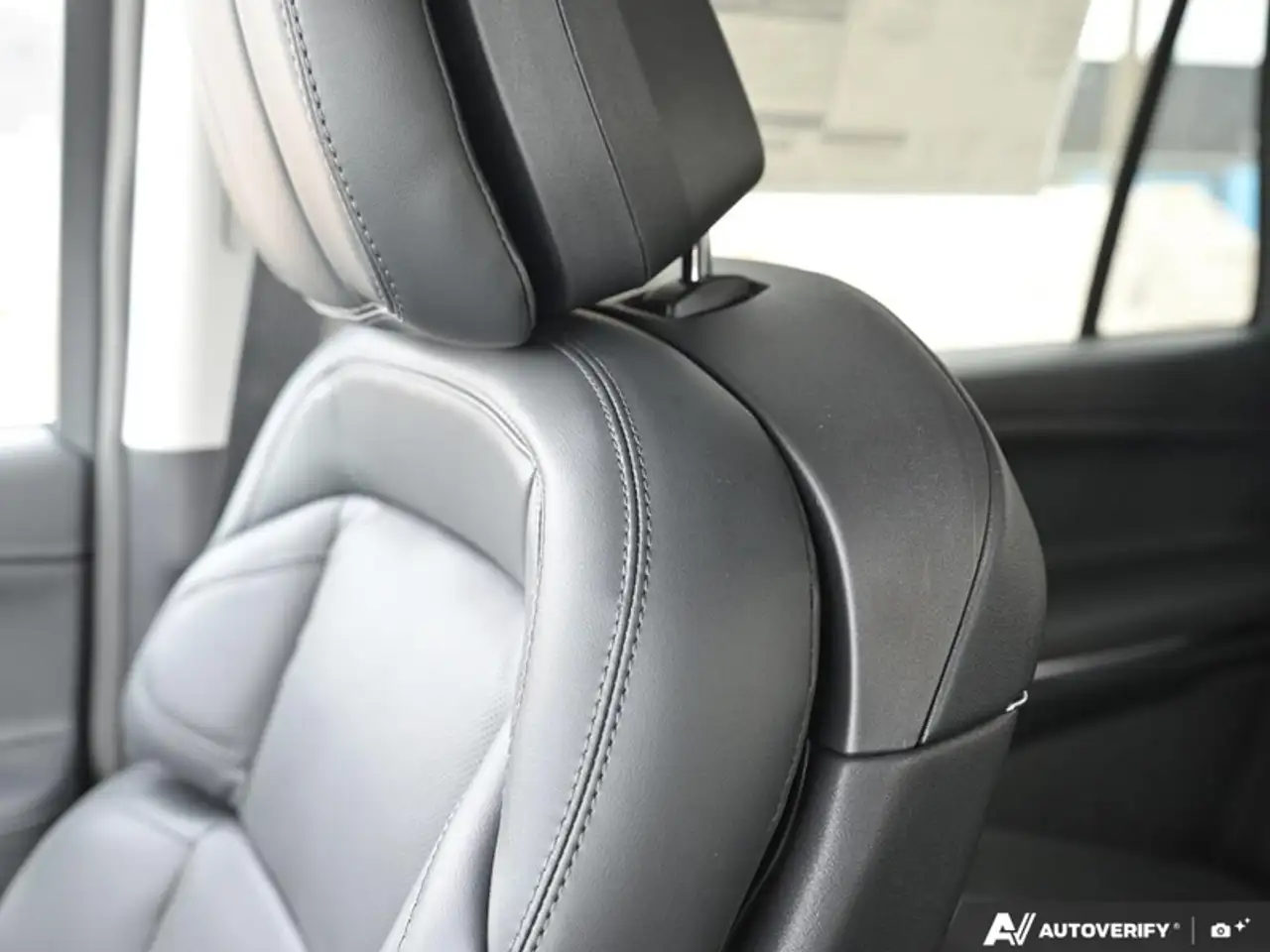 Lincoln Navigator снимка Lincoln Navigator