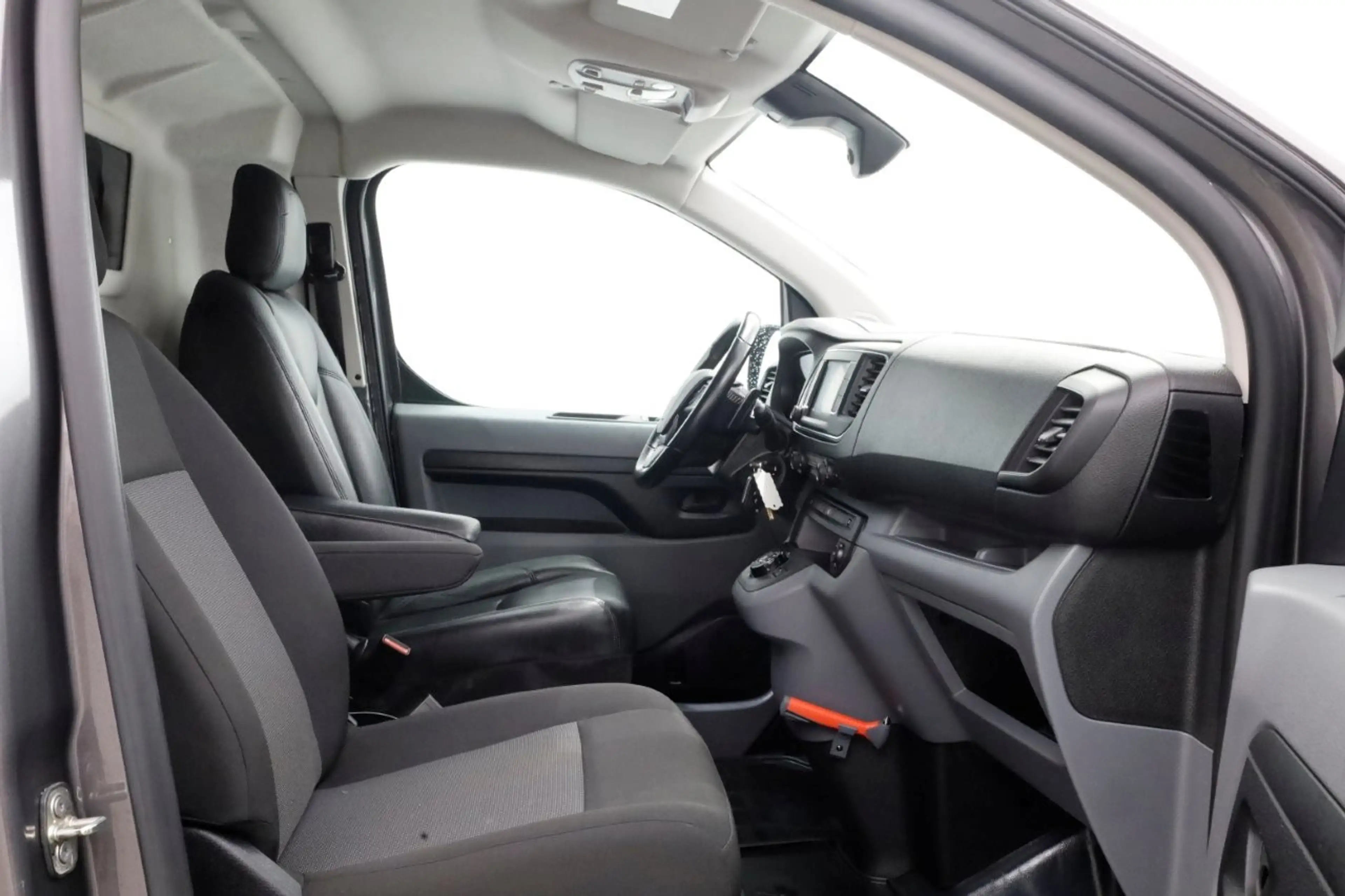 Peugeot Expert 2.0 BlueHDI 145pk Automaat Premium Airco/Carplay/C — photo 3