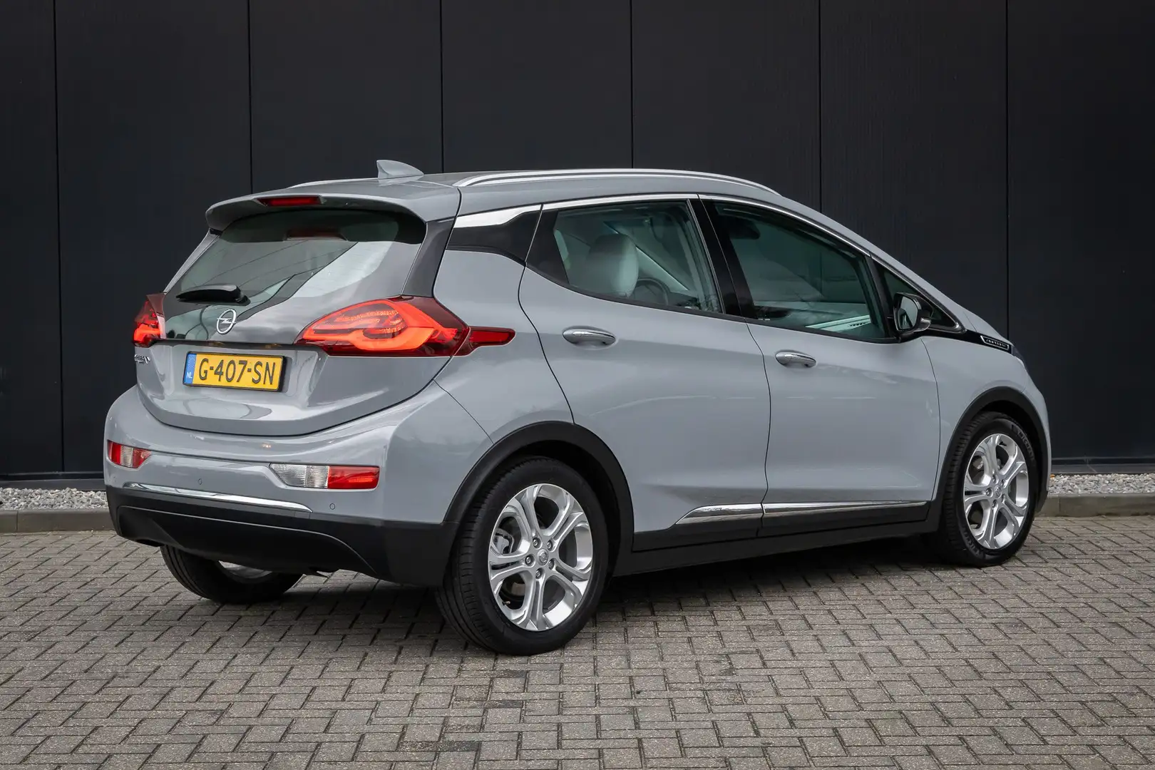Opel Ampera-E Business Executive 60 kWh Grau - 2