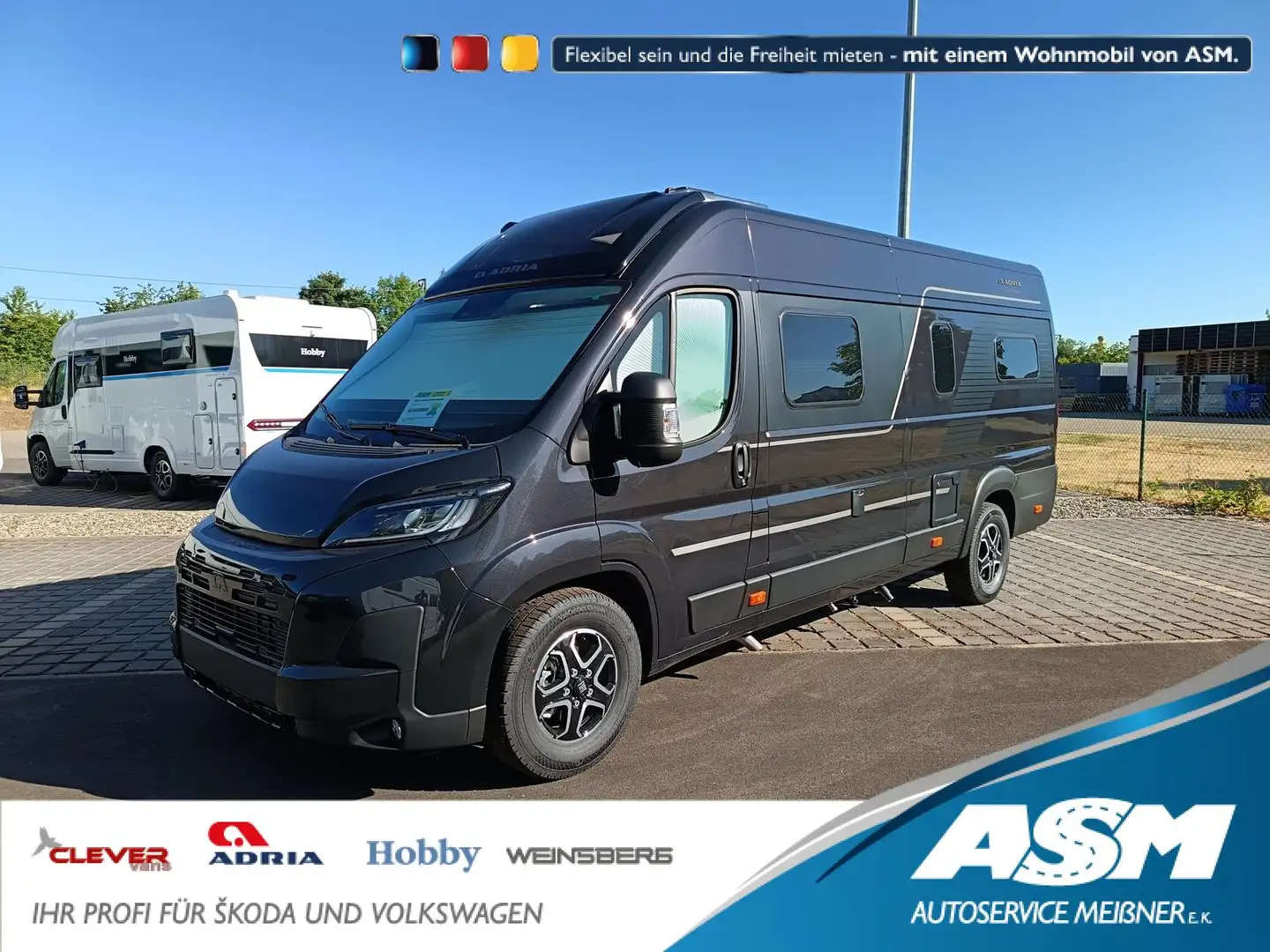 Adria Twin Edition 640 SGX Maxi 132kW*138L KÜHLSCHRANK Noir - 1