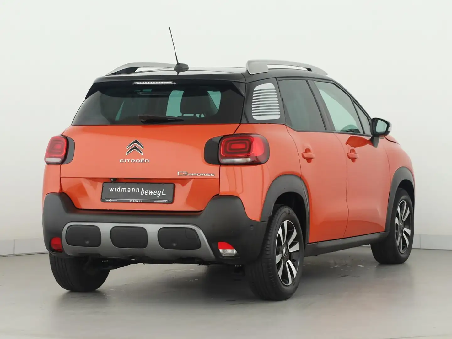 Citroen C3 Aircross 1.5 BlueHDi 120 Shine S&S SpurH LM Orange - 2