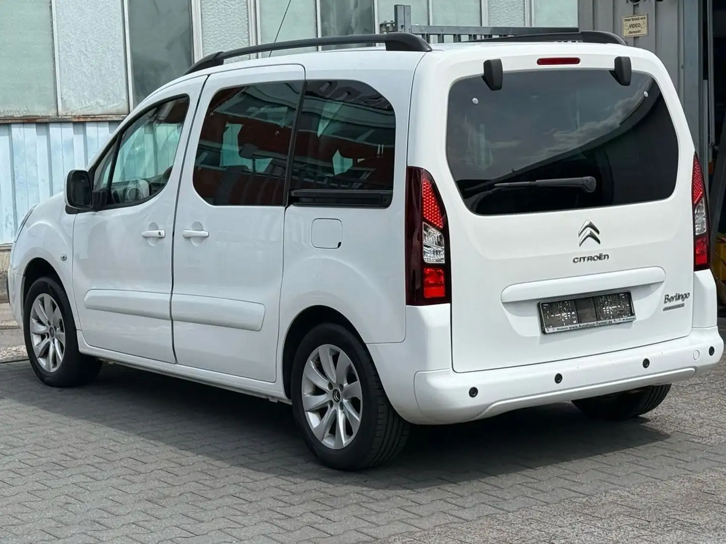 Citroen Berlingo 1.6 XTR Blanc - 2