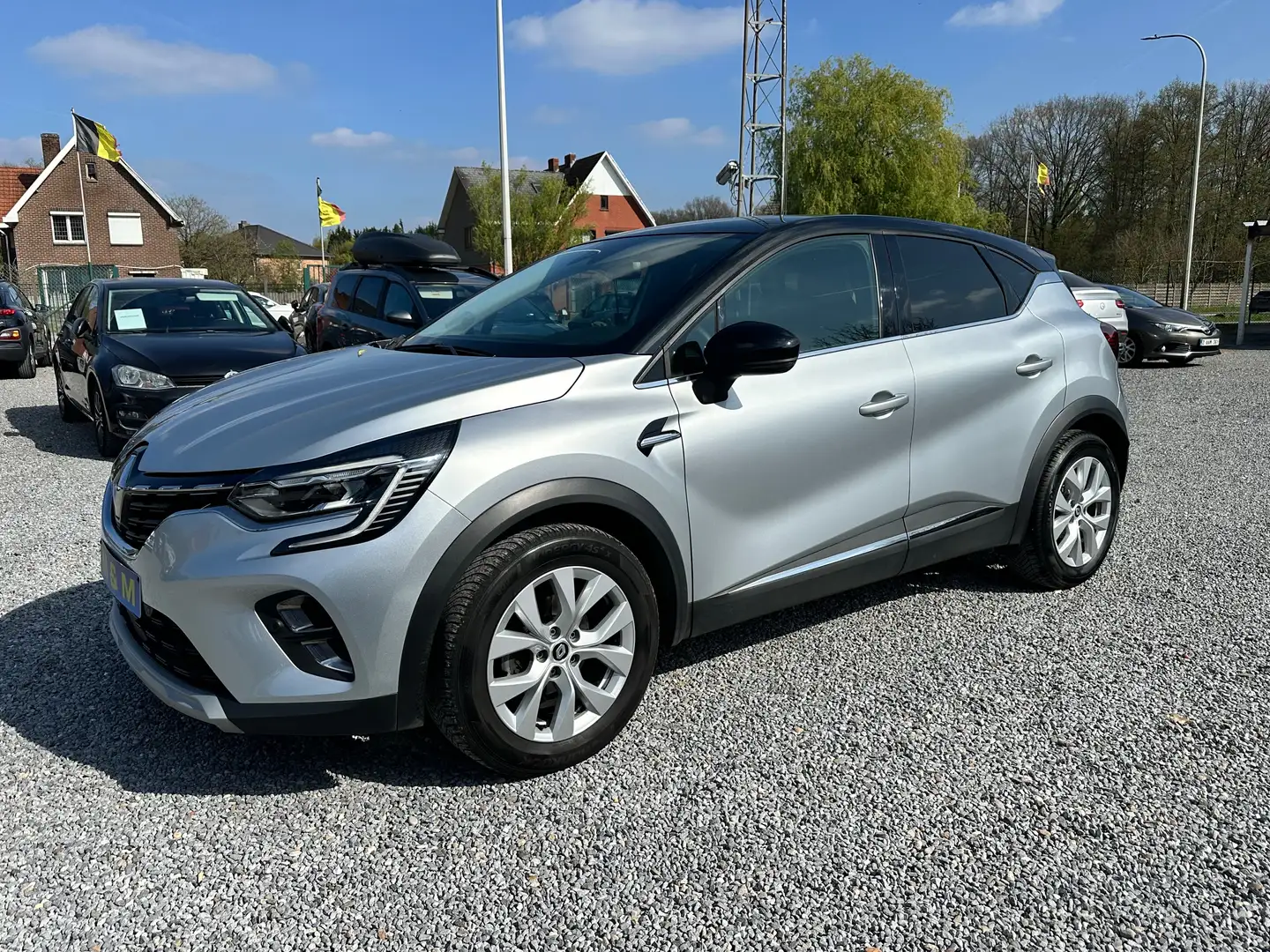 Renault Captur 1.33 TCe Intens ** Automaat * Garantie 02/2027 ** Zilver - 2
