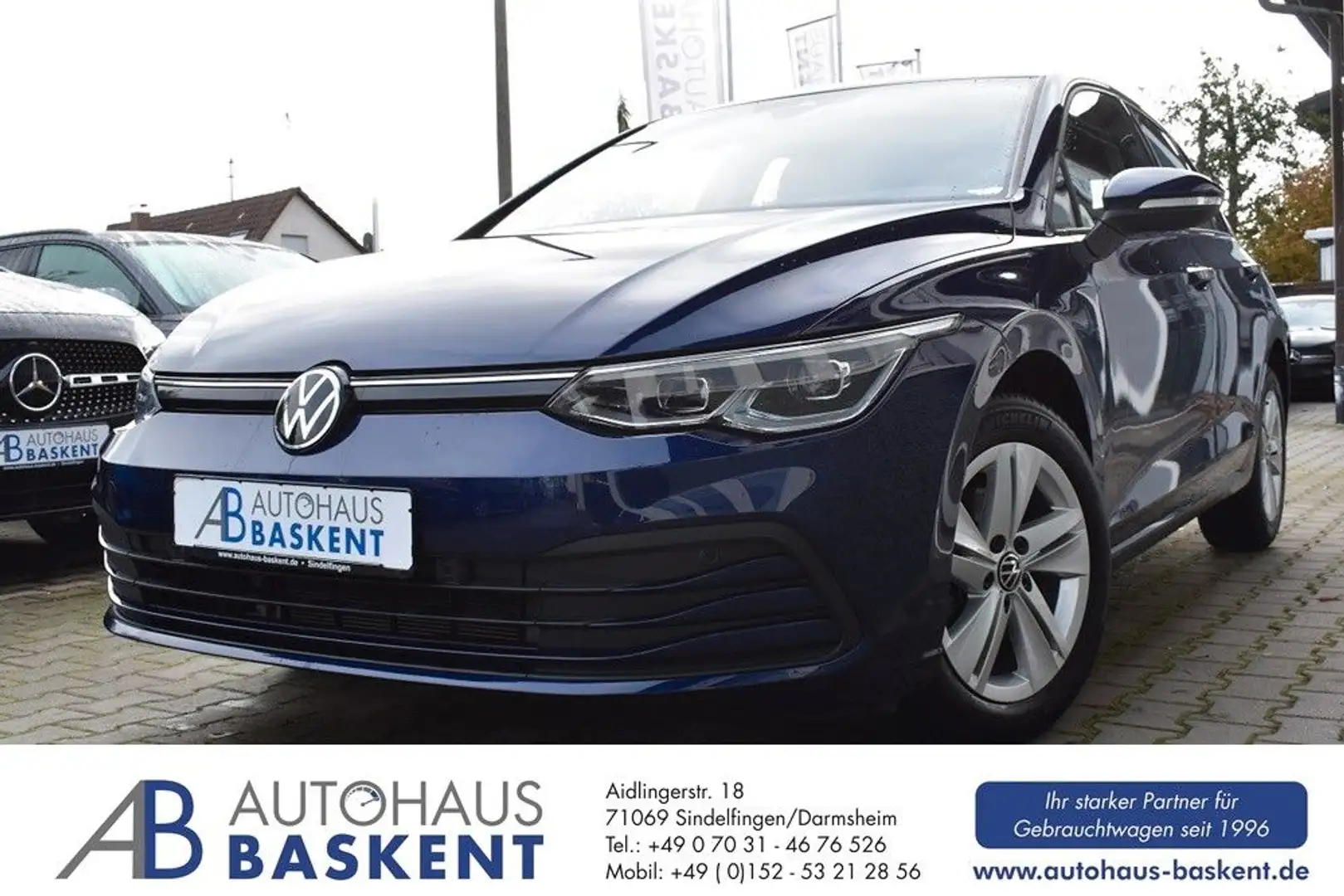 Volkswagen Golf 8 Lim. LIFE*LED*DIGITAL*NAVI*SHZ*PDC*ACC Blau - 1