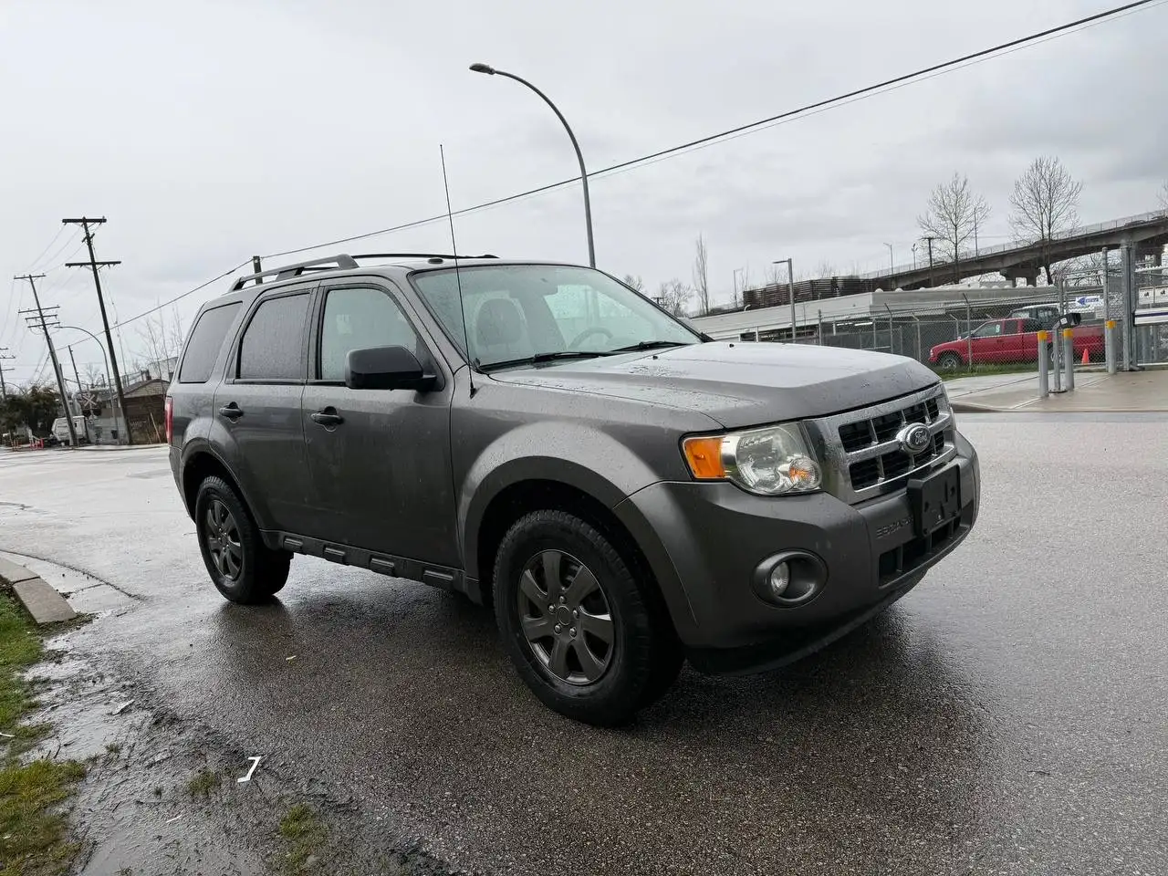 Ford Escape снимка Ford Escape