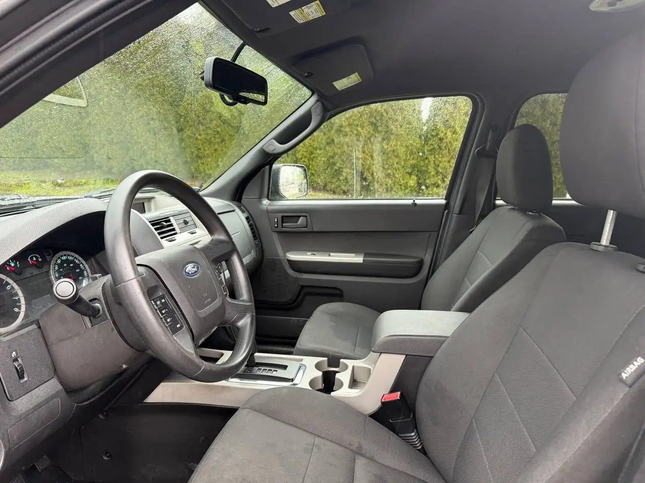 Ford Escape снимка Ford Escape