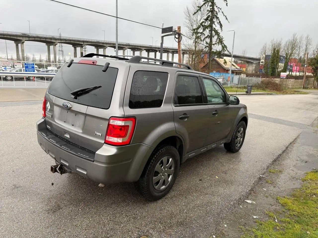 Ford Escape снимка Ford Escape