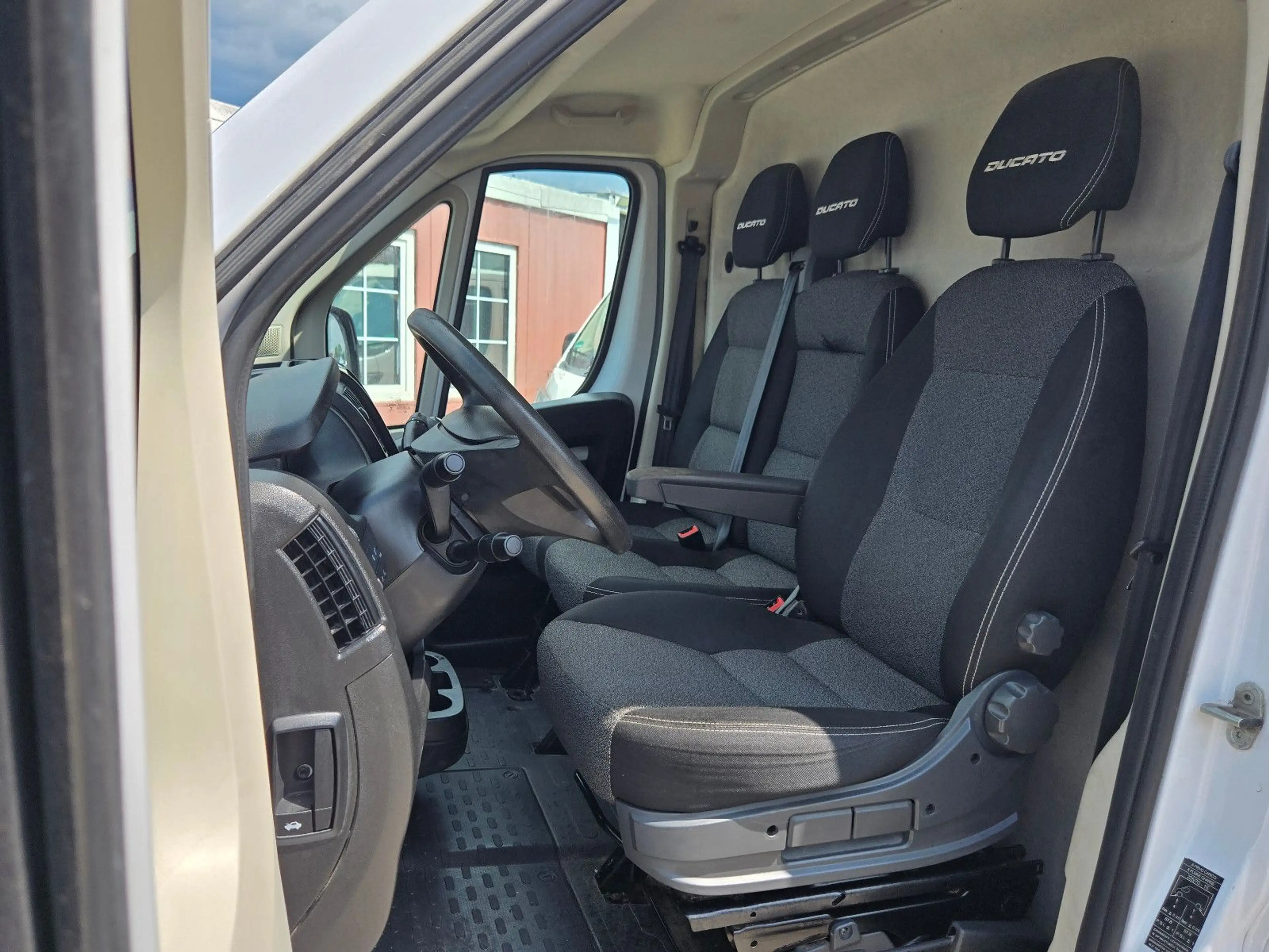 Fiat Ducato Kasten L1H1 2.3Multijet 180 AUT, GARANTIE — photo 21