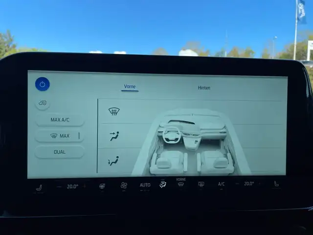 Ford Tourneo Custom view 15
