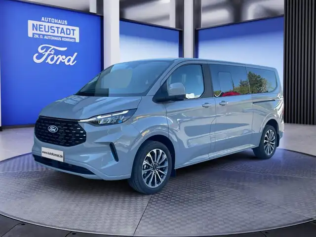 Ford Tourneo Custom main image