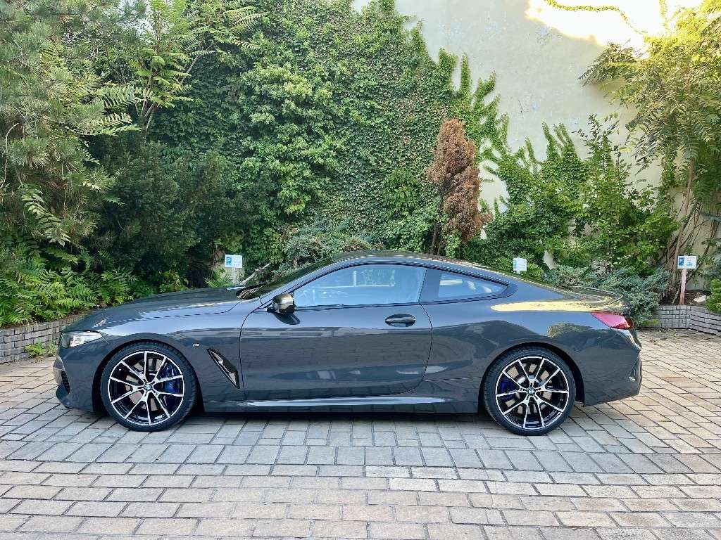 Second hand Bmw 8 Series 840Ci