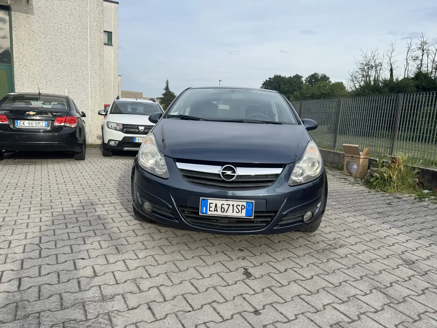 Opel Corsa 5p 1.2 Enjoy c/radio - 1