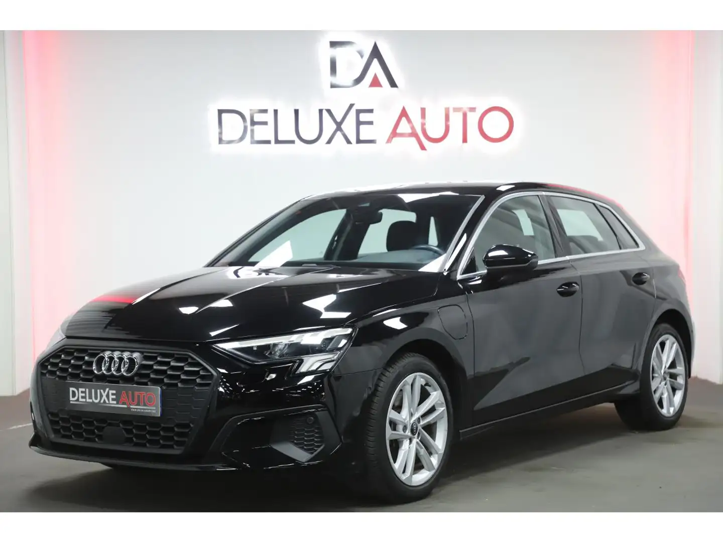 Audi A3 IV 1.4 40 TFSI e 204 S-Tronic Noir - 1