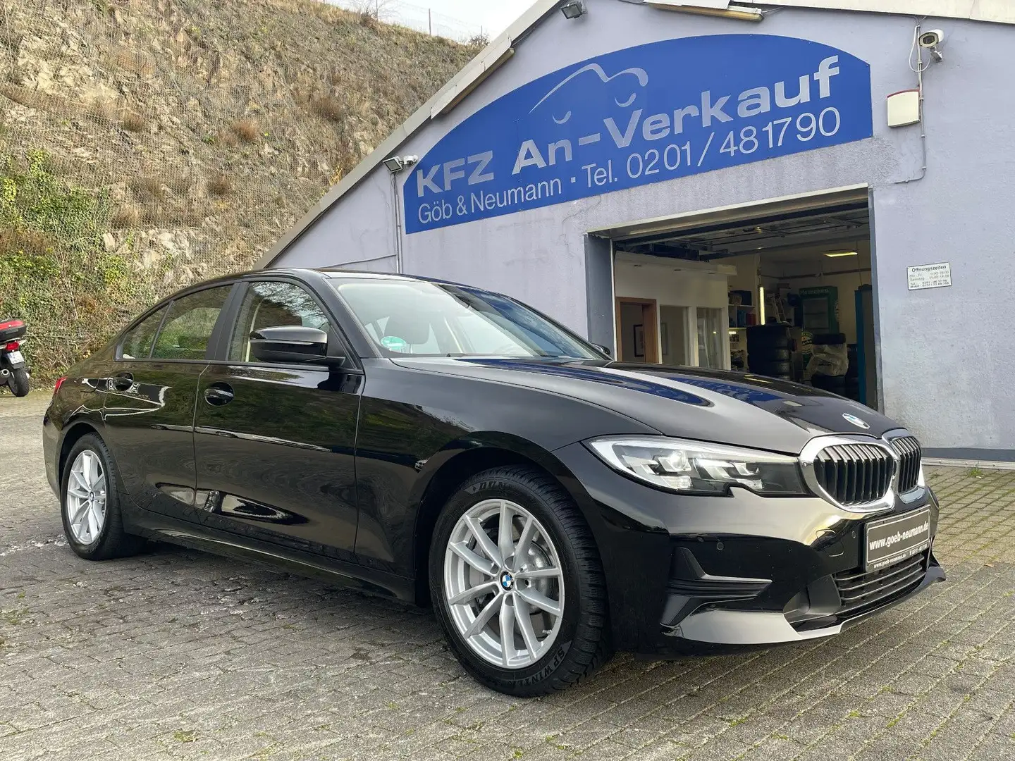 BMW 330 e Berlina Advantage Aut. Business Prof. Schwarz - 1
