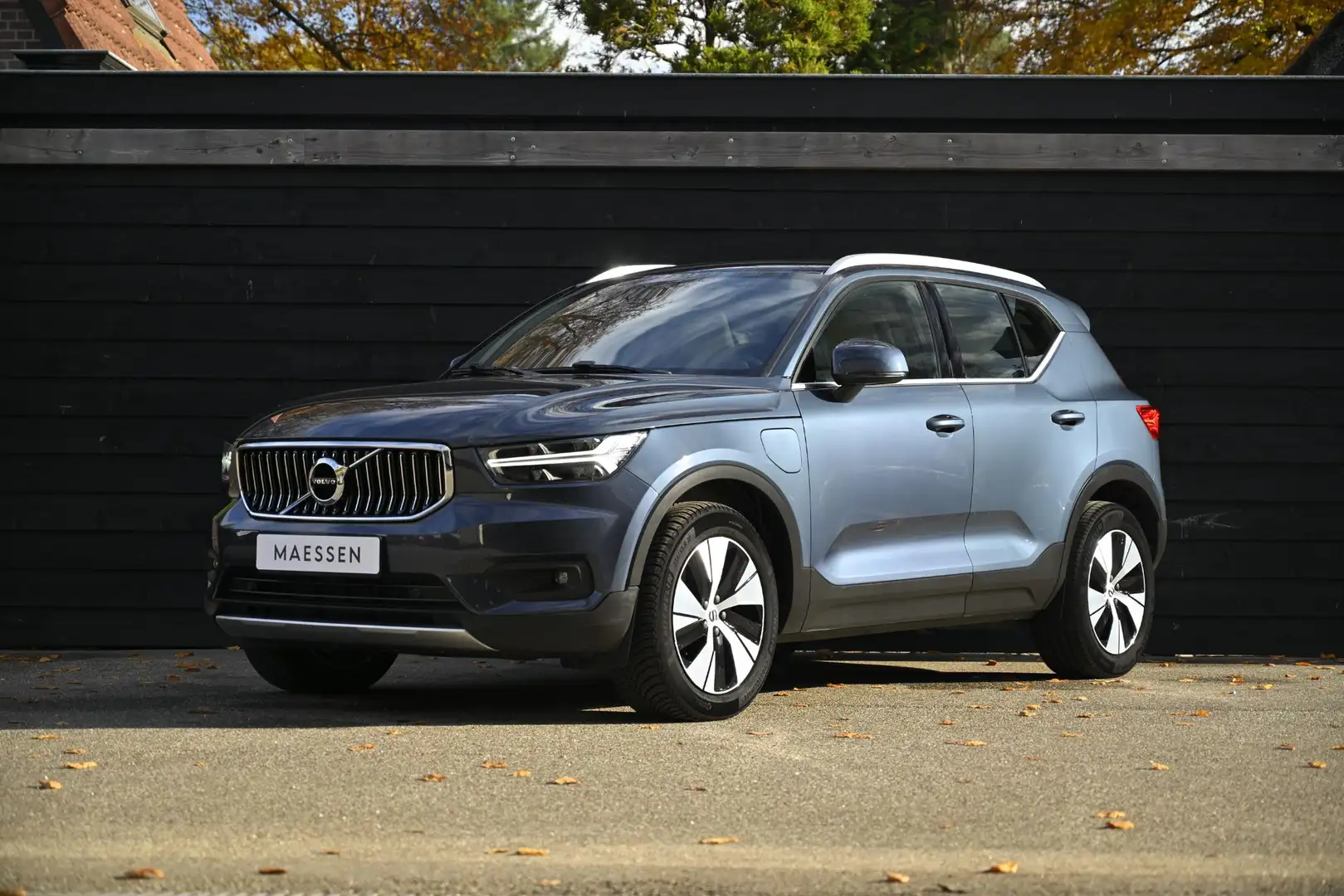 Volvo XC40 1.5 T5 Recharge Inscription Expression Panorama - Blauw - 1