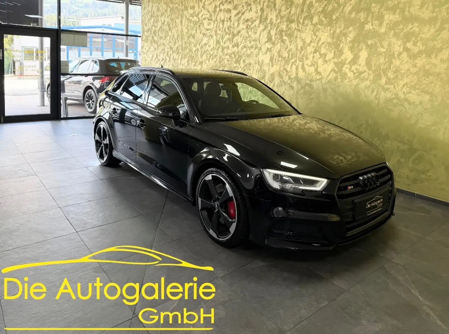 Audi S3 2.0 TFSI quattro *LED-LIGHT*B.&O.*19-ZOLL* Schwarz - 1