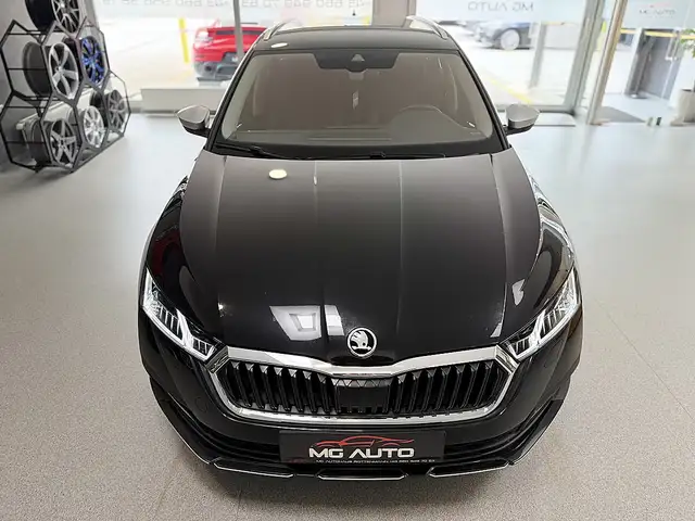 Skoda Octavia view 10