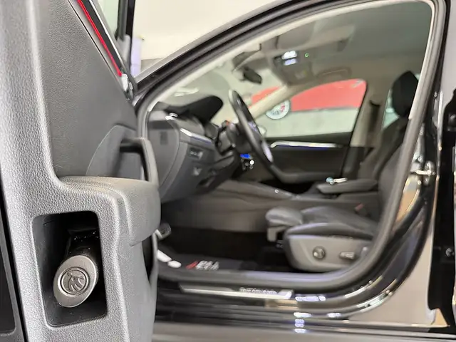 Skoda Octavia view 11