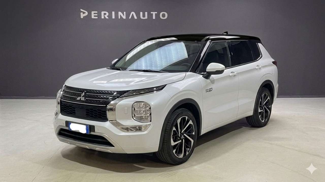 Mitsubishi Outlander 2.4 phev Intense 8 Anni di GARANZIA